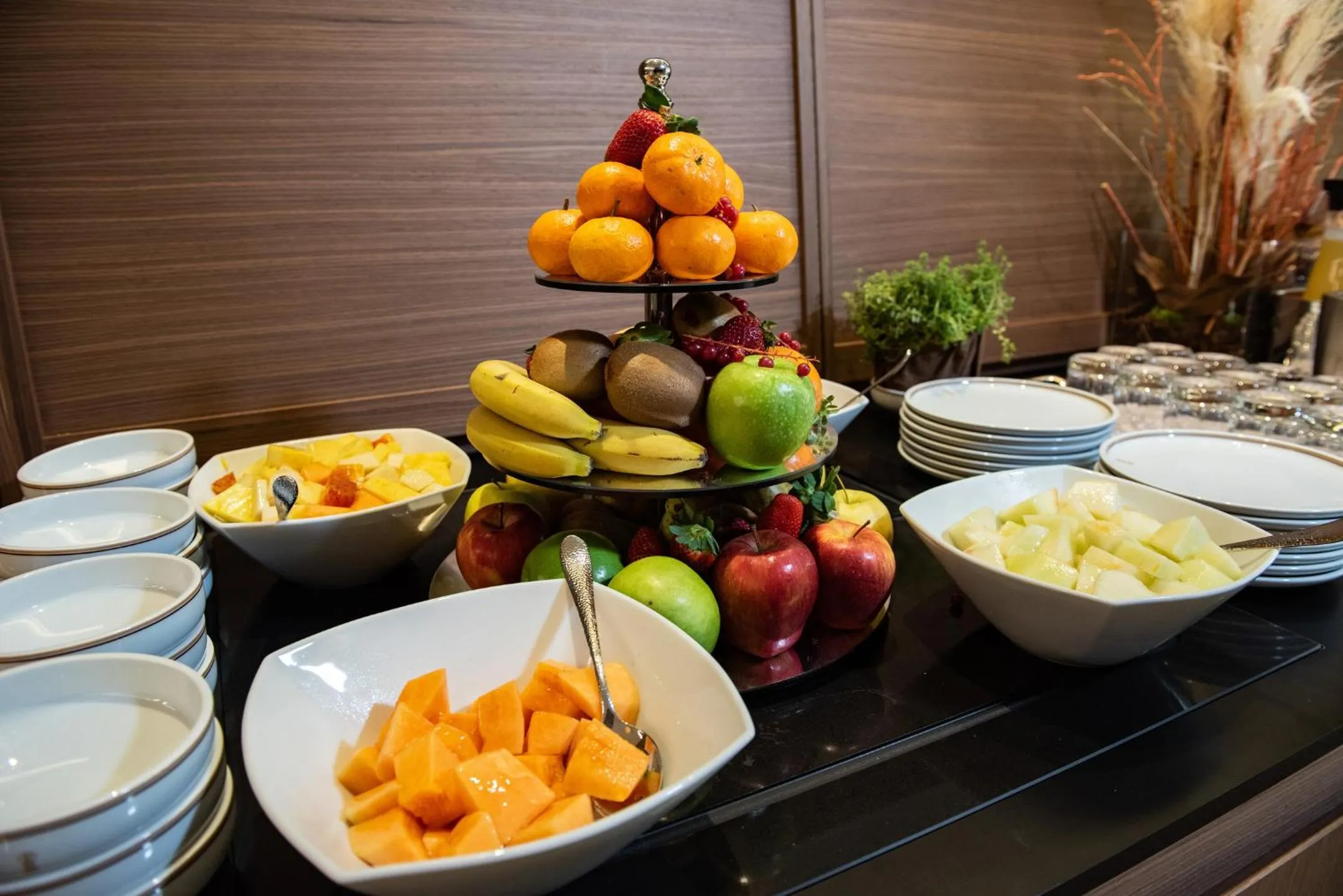 Food and drinks in Gold Tower Lifestyle Hotel