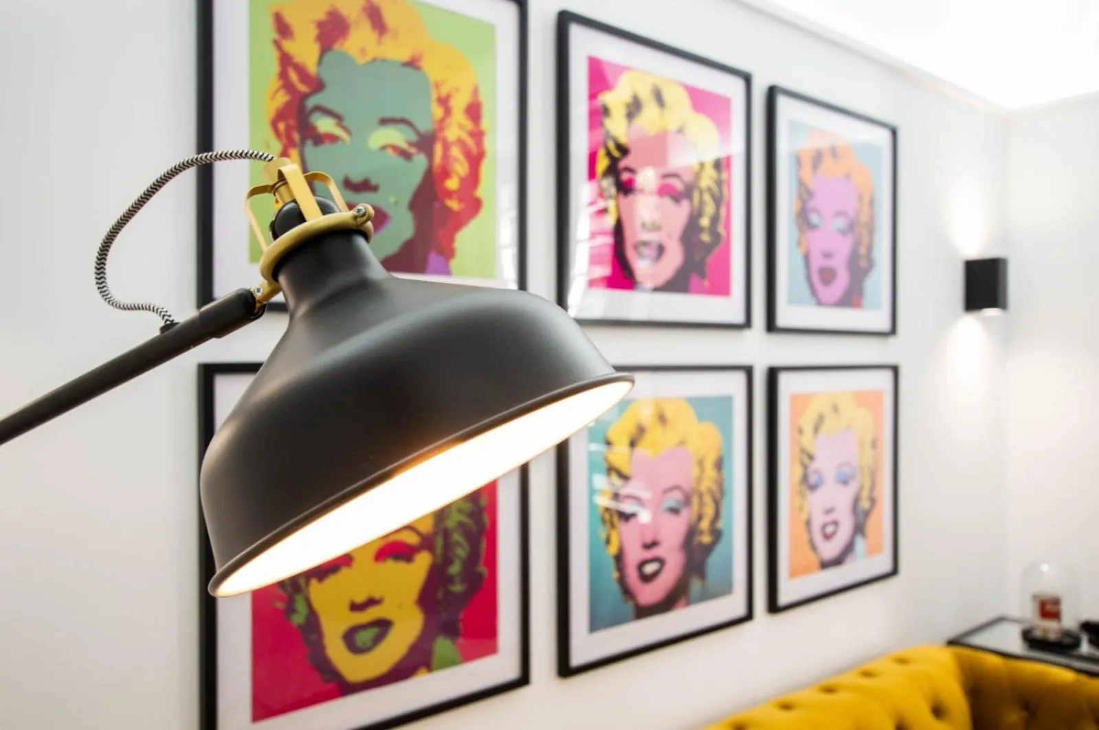 Apartamentos Élite - Art Collection - Andy