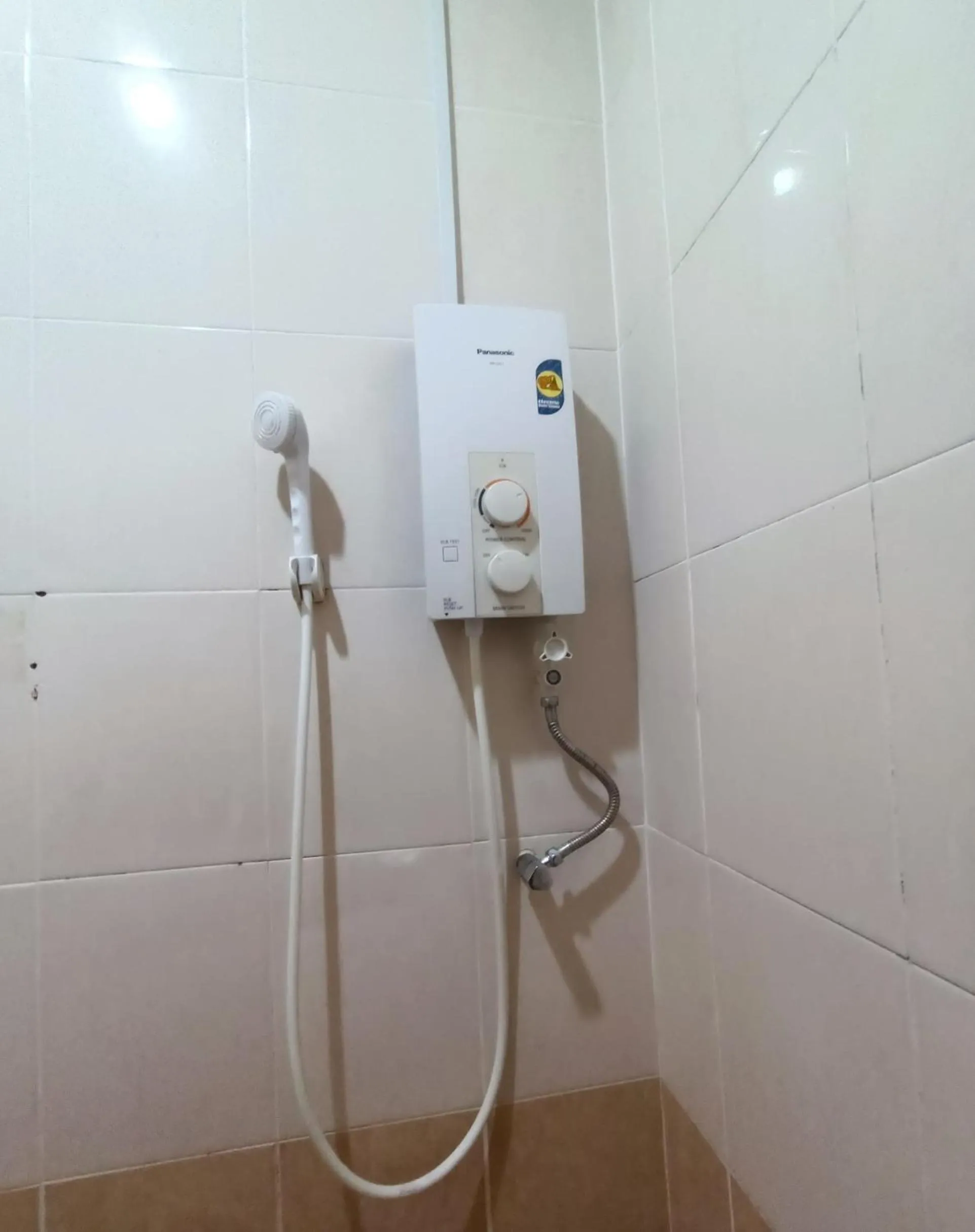 Shower in CK Hotel - Self Check In