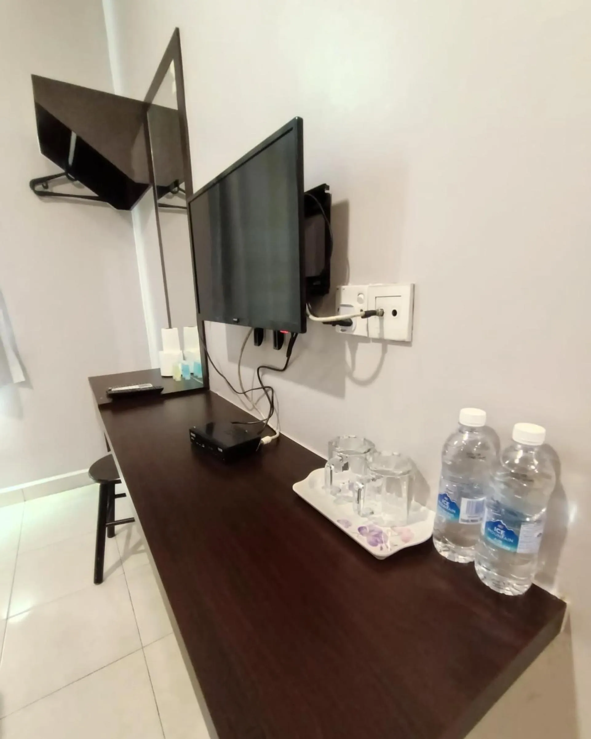 TV and multimedia in CK Hotel - Self Check In