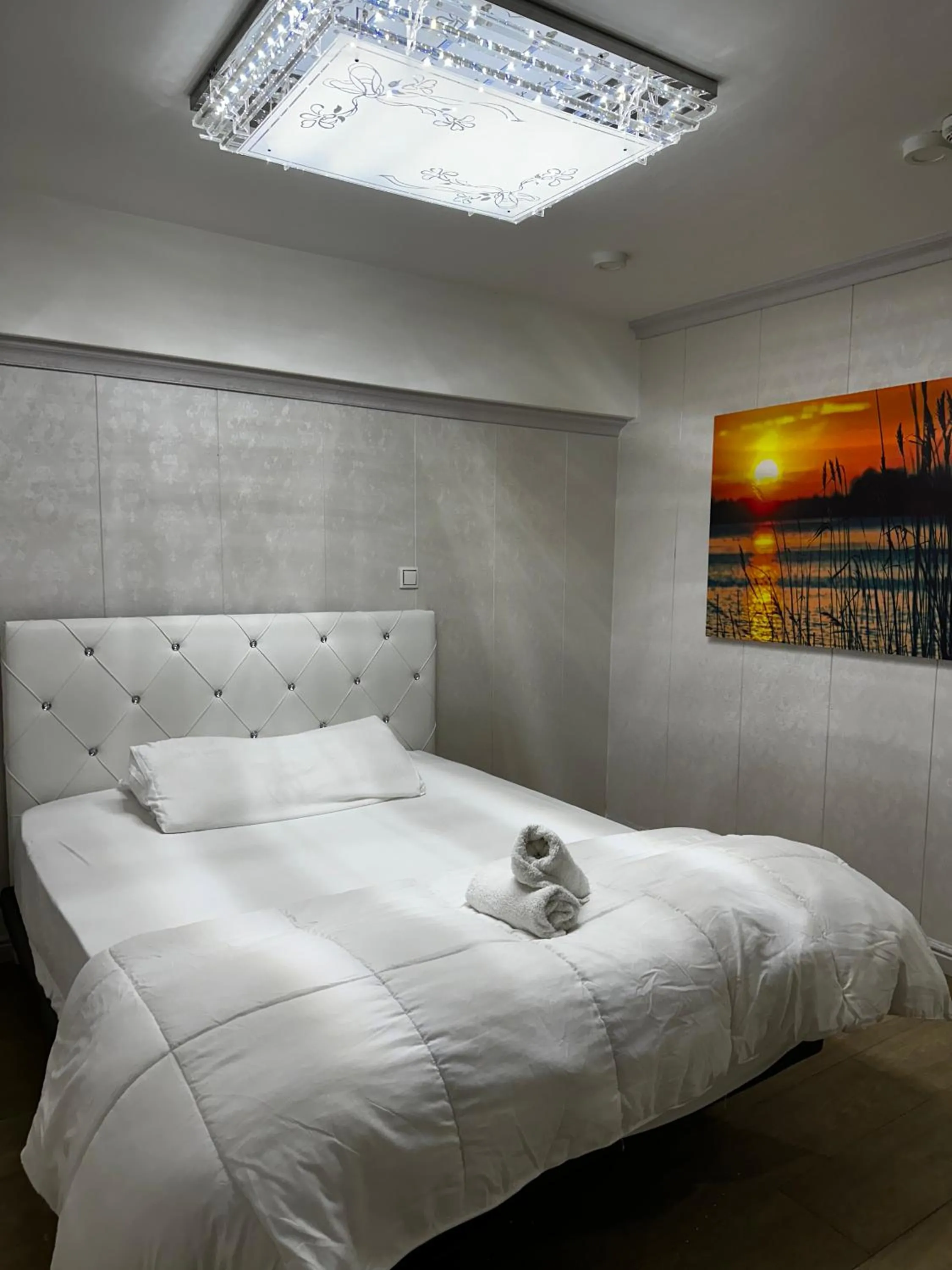 Bed in HOTEL AVIACIOn