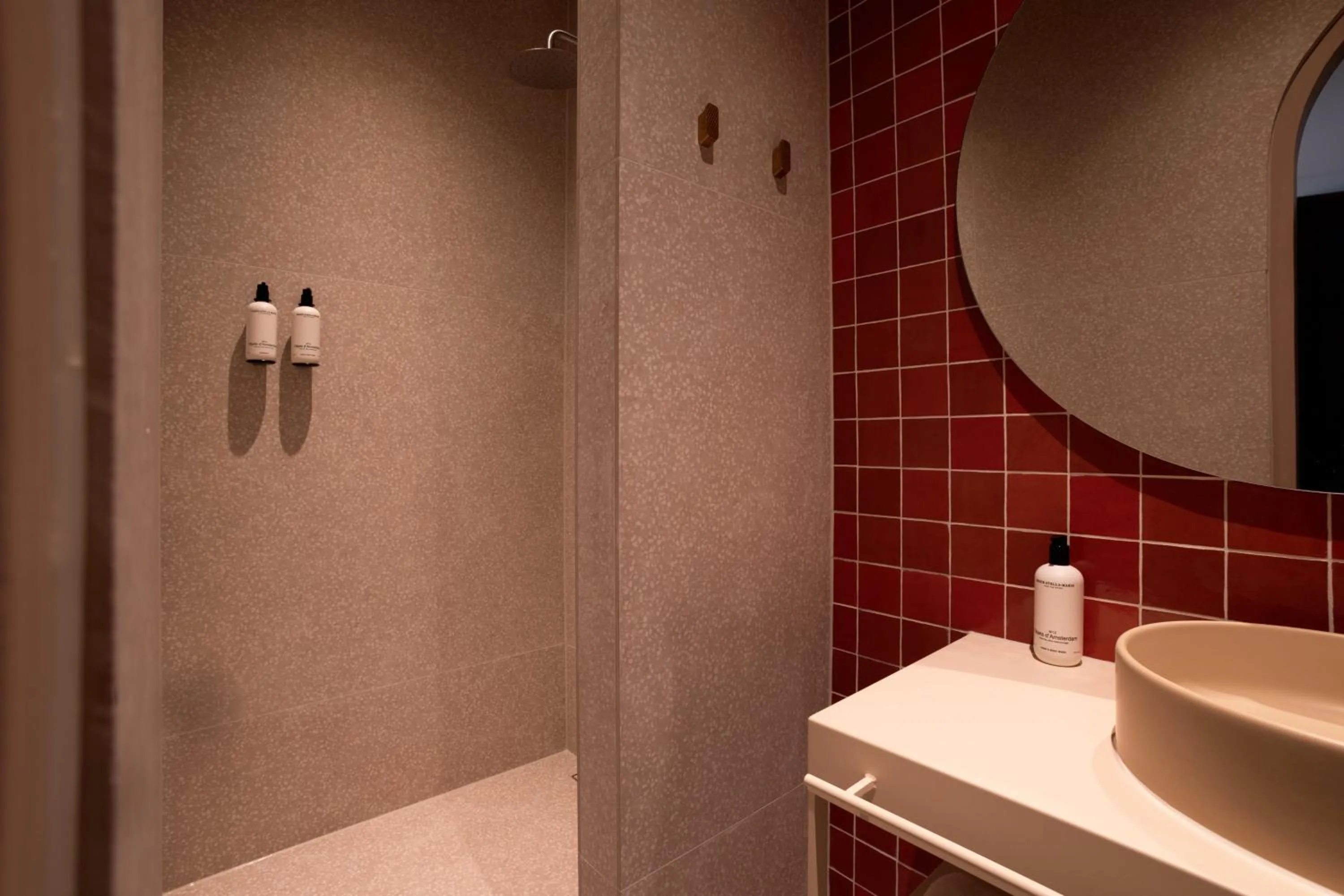 Bathroom in Heavens Hotel