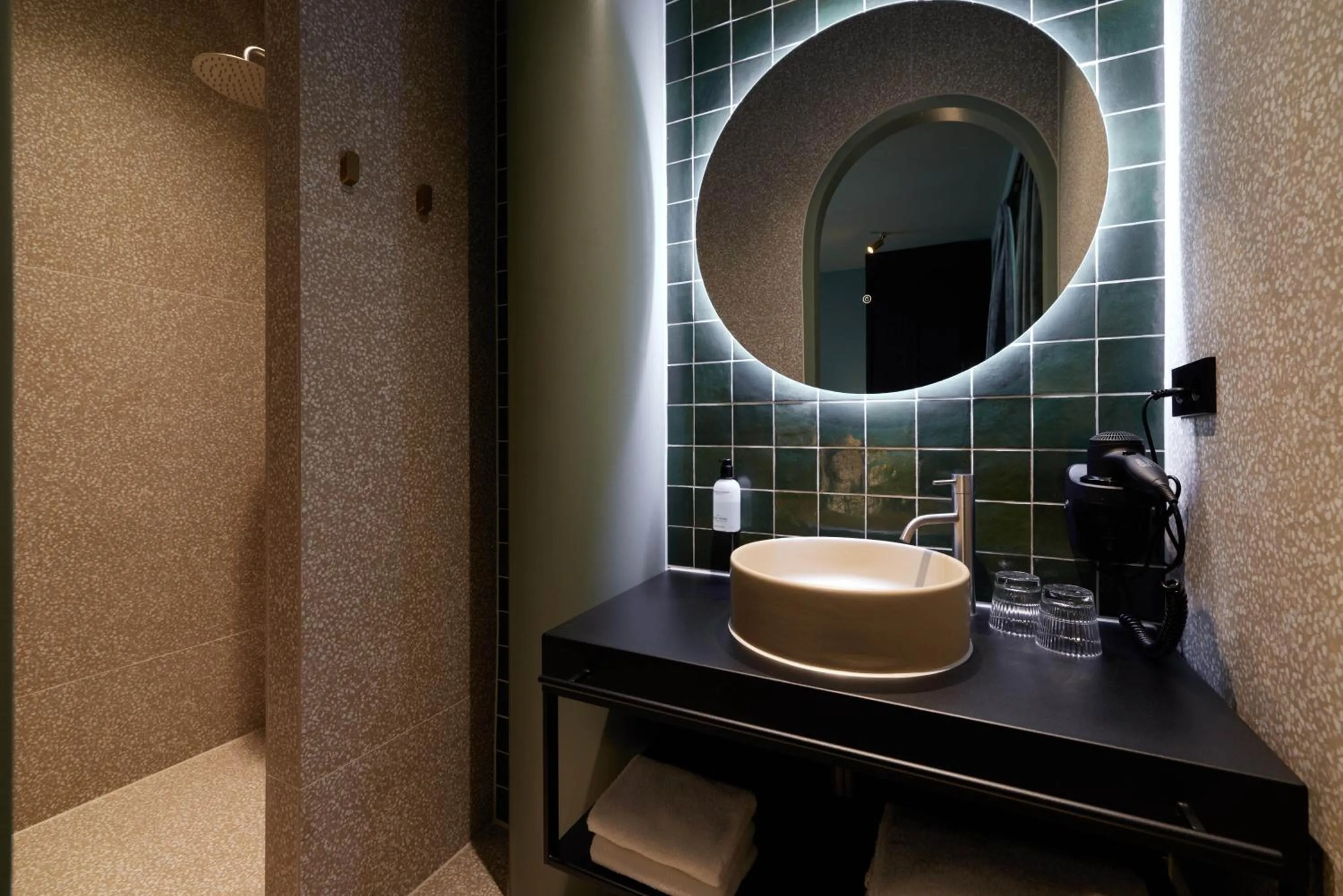 Bathroom in Heavens Hotel