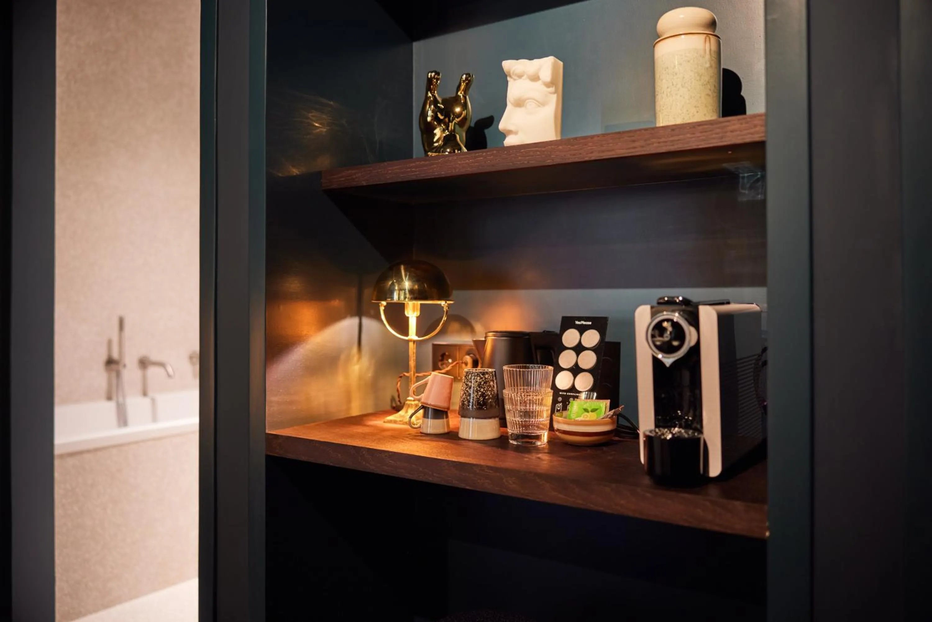 Coffee/tea facilities in Heavens Hotel