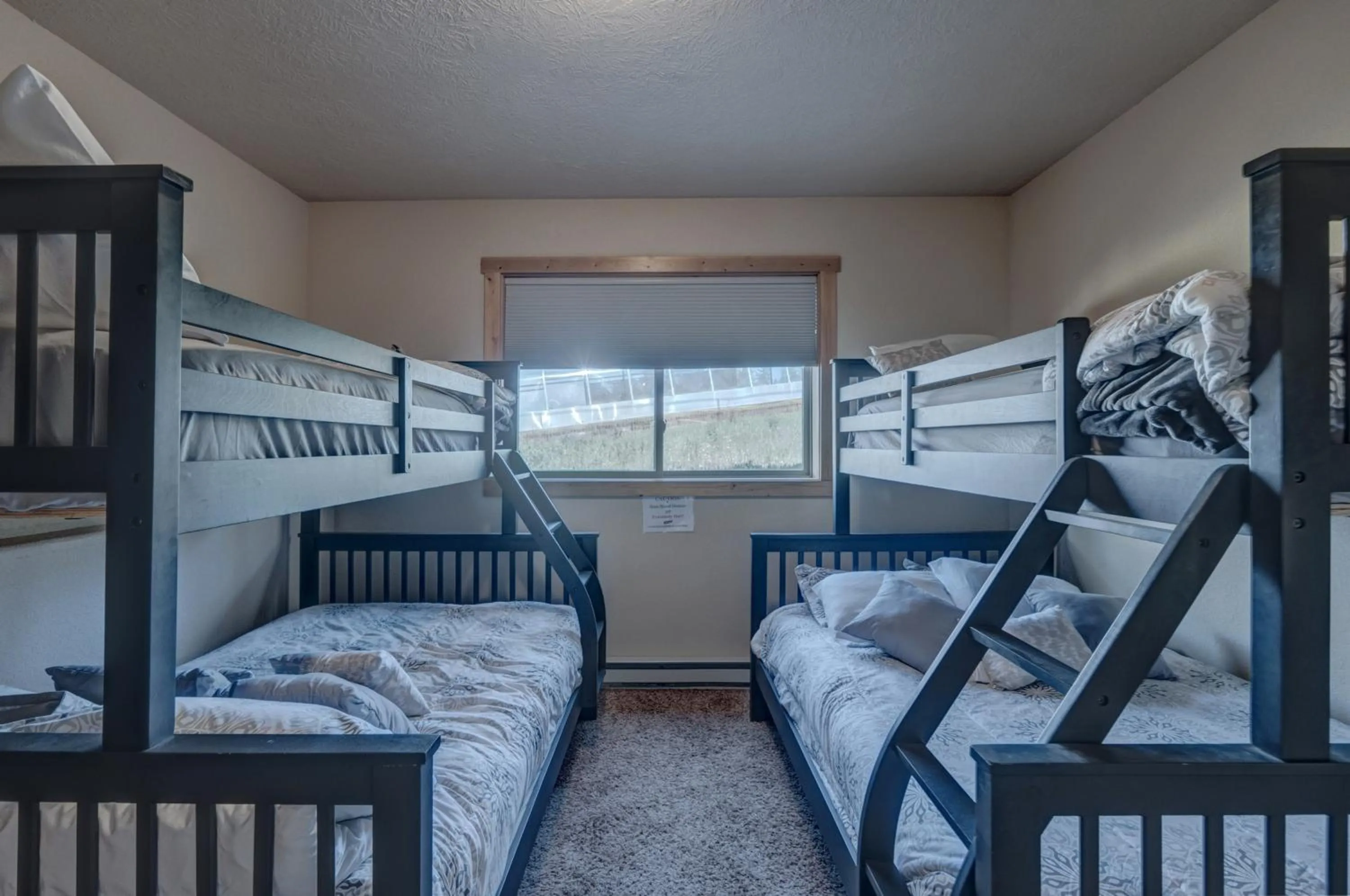 Bed in Avalanche Chalet At Terry Peak Ski Resort