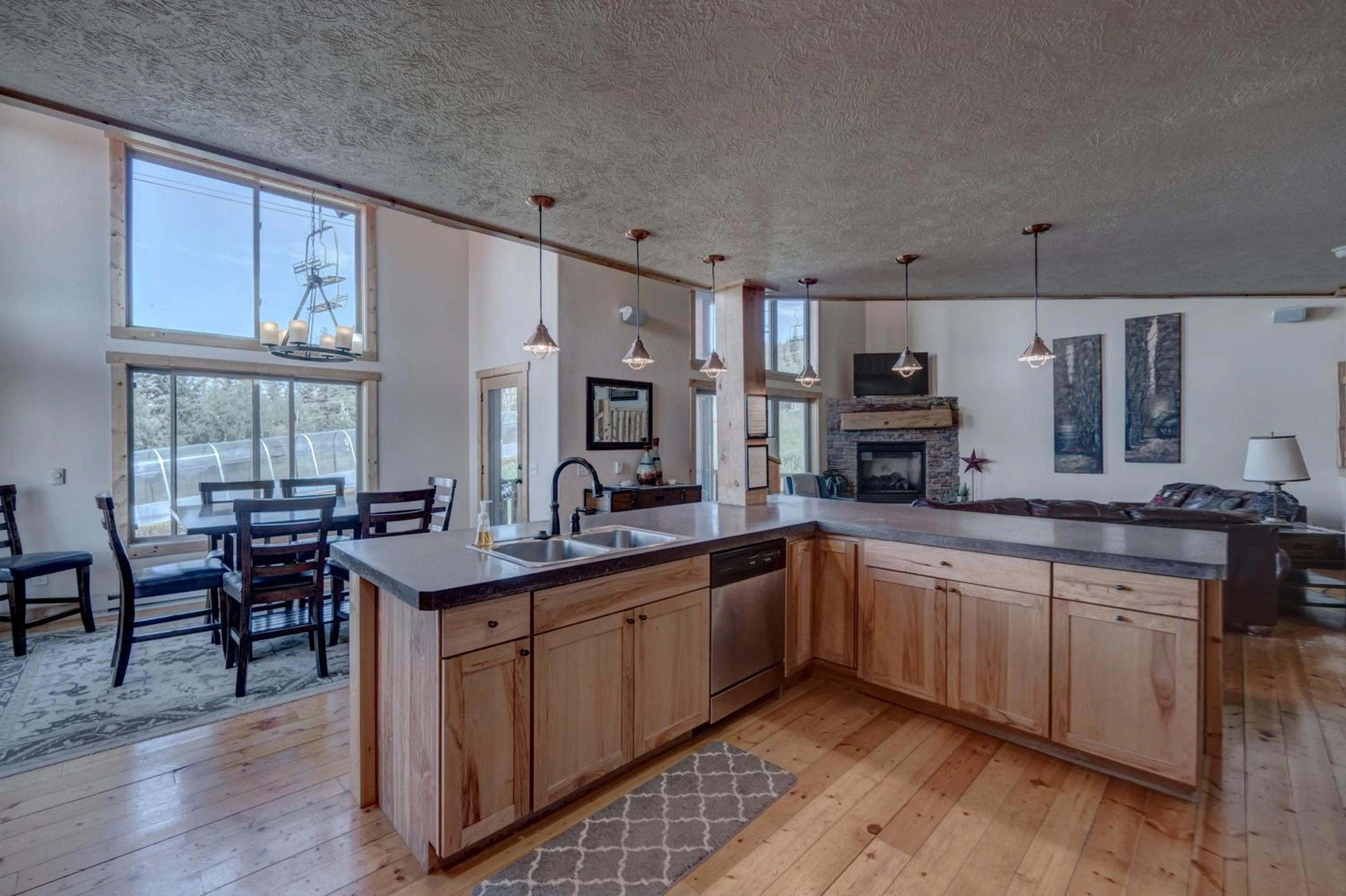 Avalanche Chalet At Terry Peak Ski Resort