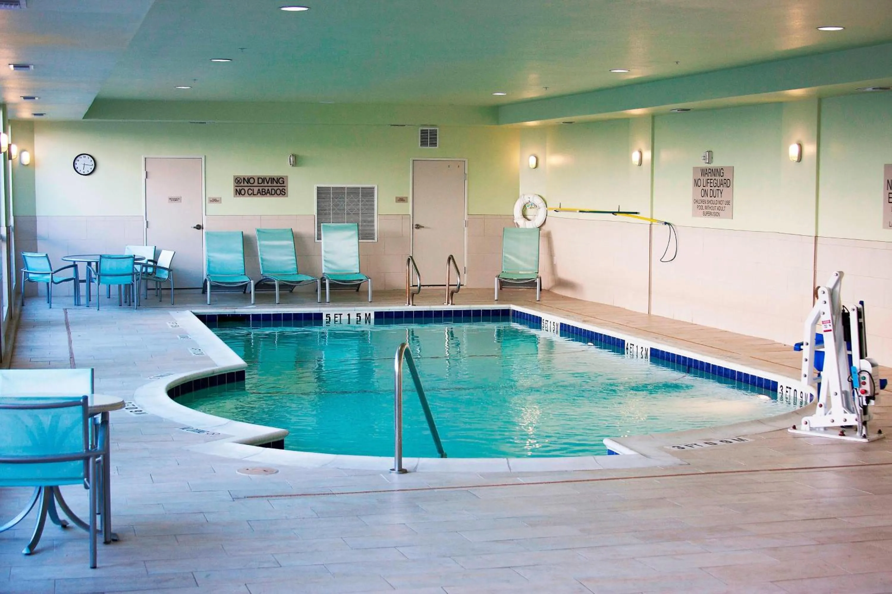 Swimming pool in SpringHill Suites by Marriott Corpus Christi