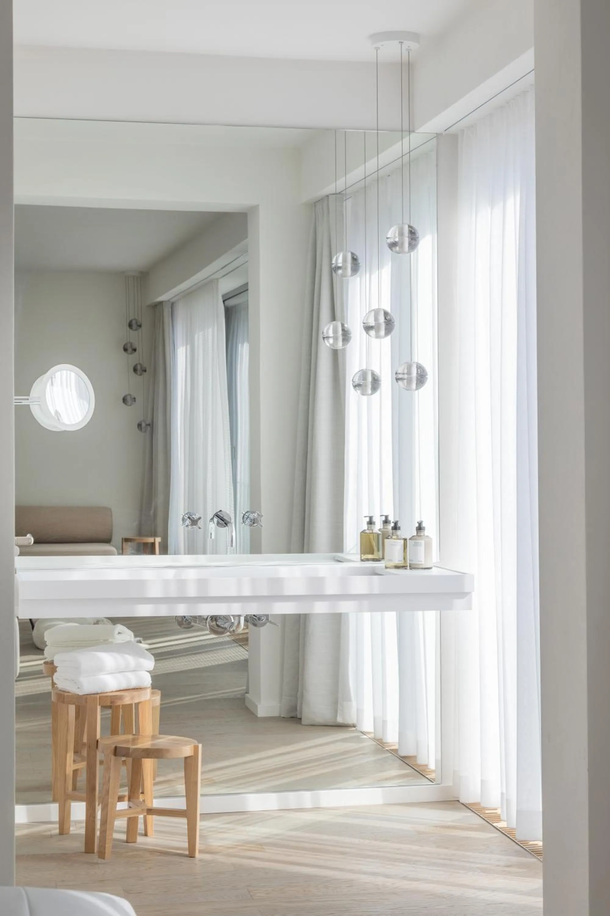 Bathroom in Wilmina Hotel