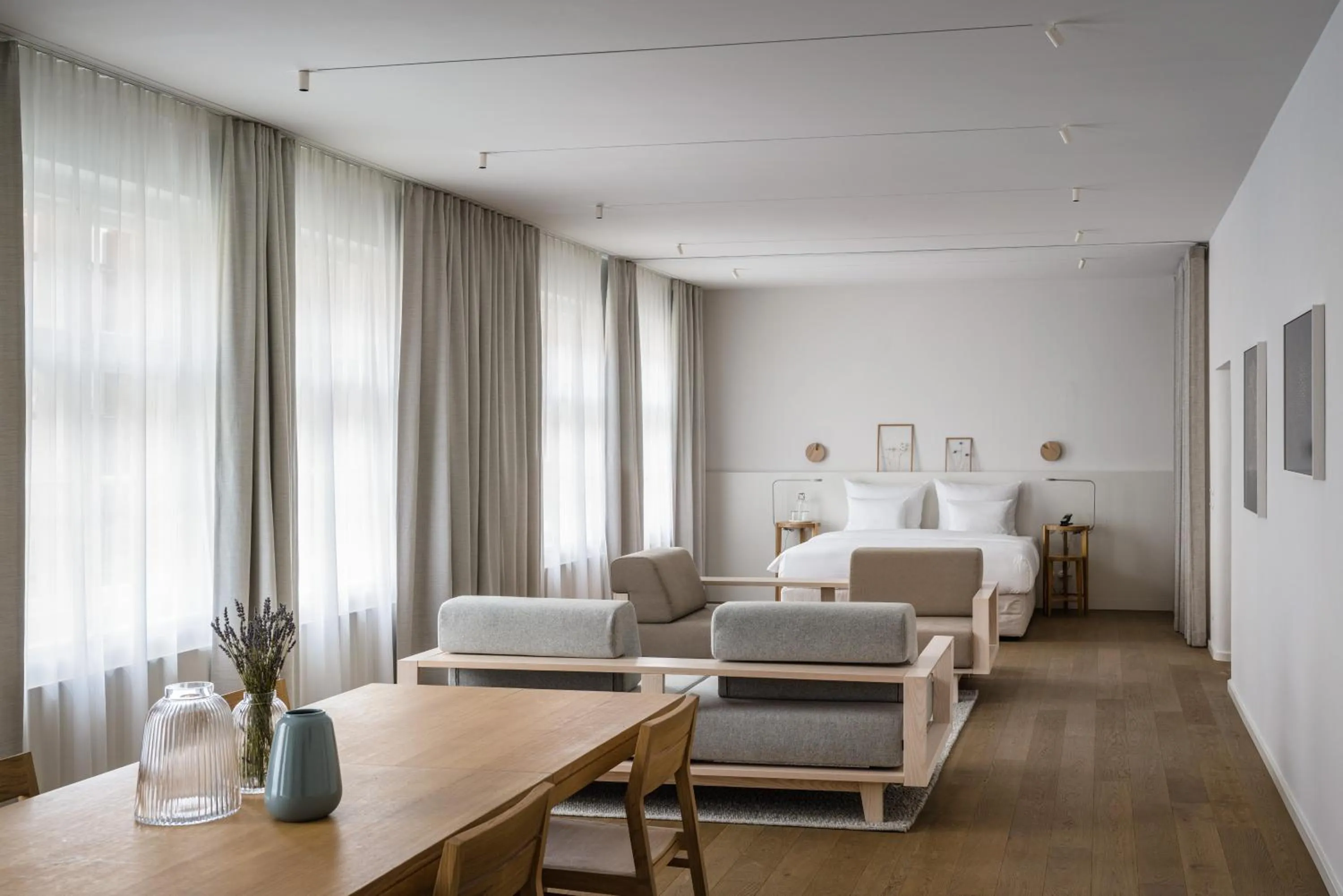 Photo of the whole room, Bed in Wilmina Hotel