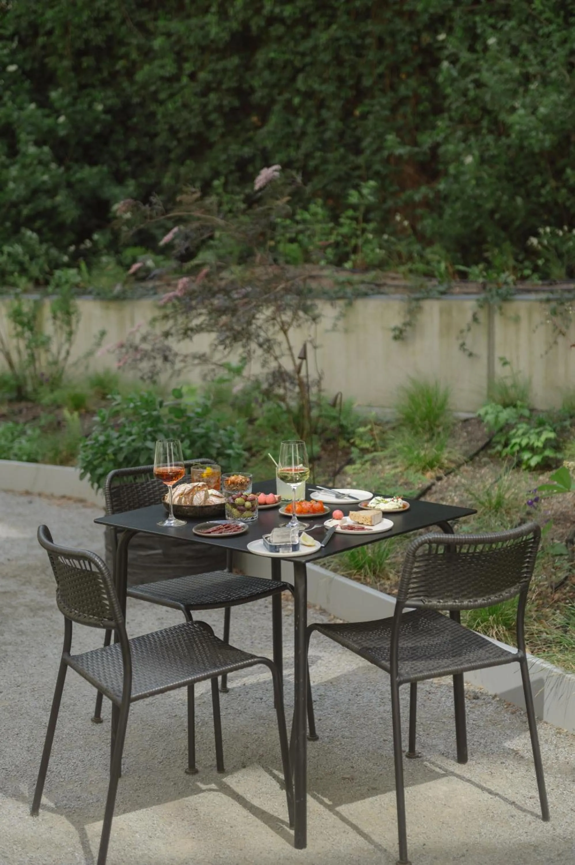 Restaurant/places to eat in Wilmina Hotel