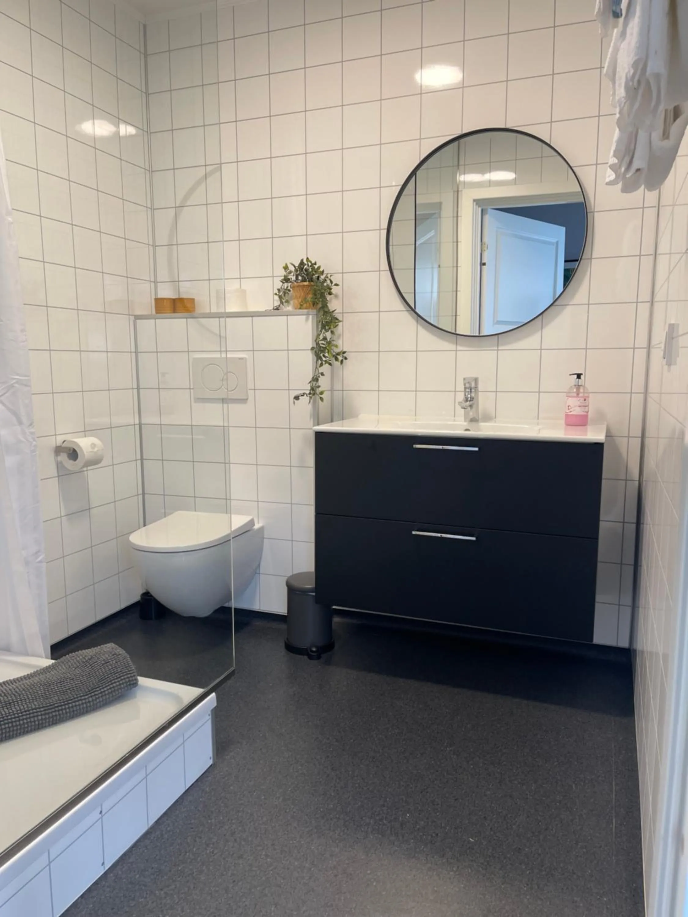 Bathroom in Hildibrand Apartment Hotel