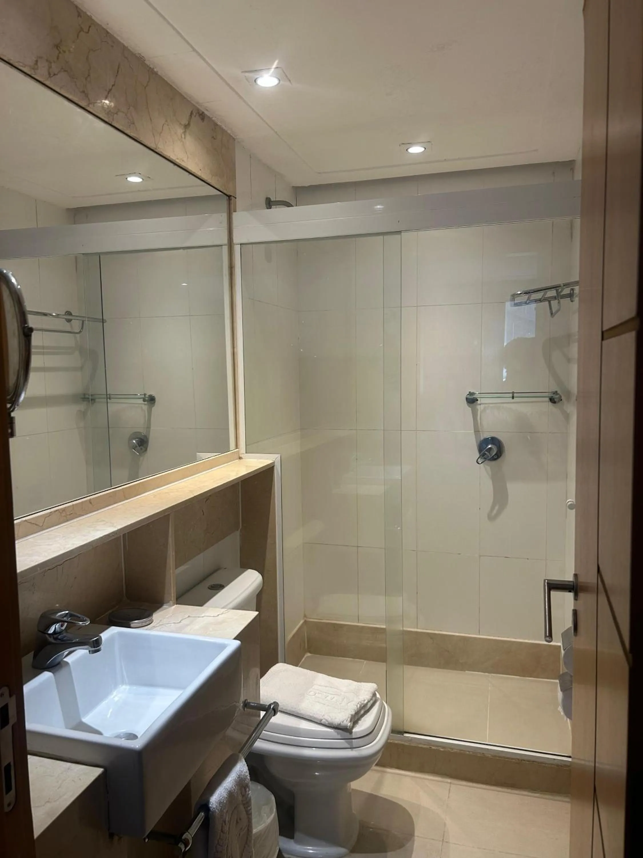 Toilet in Hotel Atlântico Rio