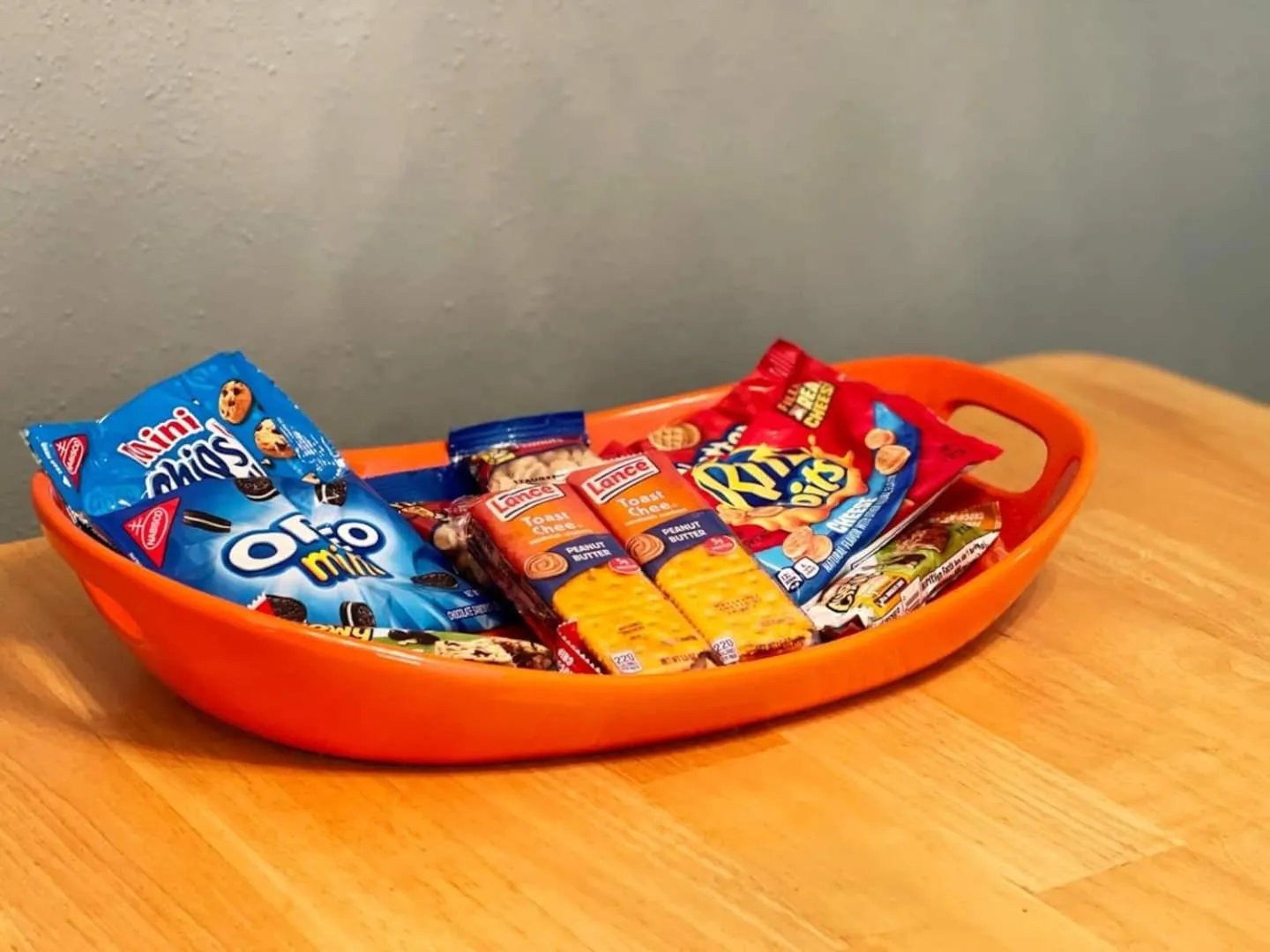 Full Kitchen, Beautiful & Brilliant Apt B