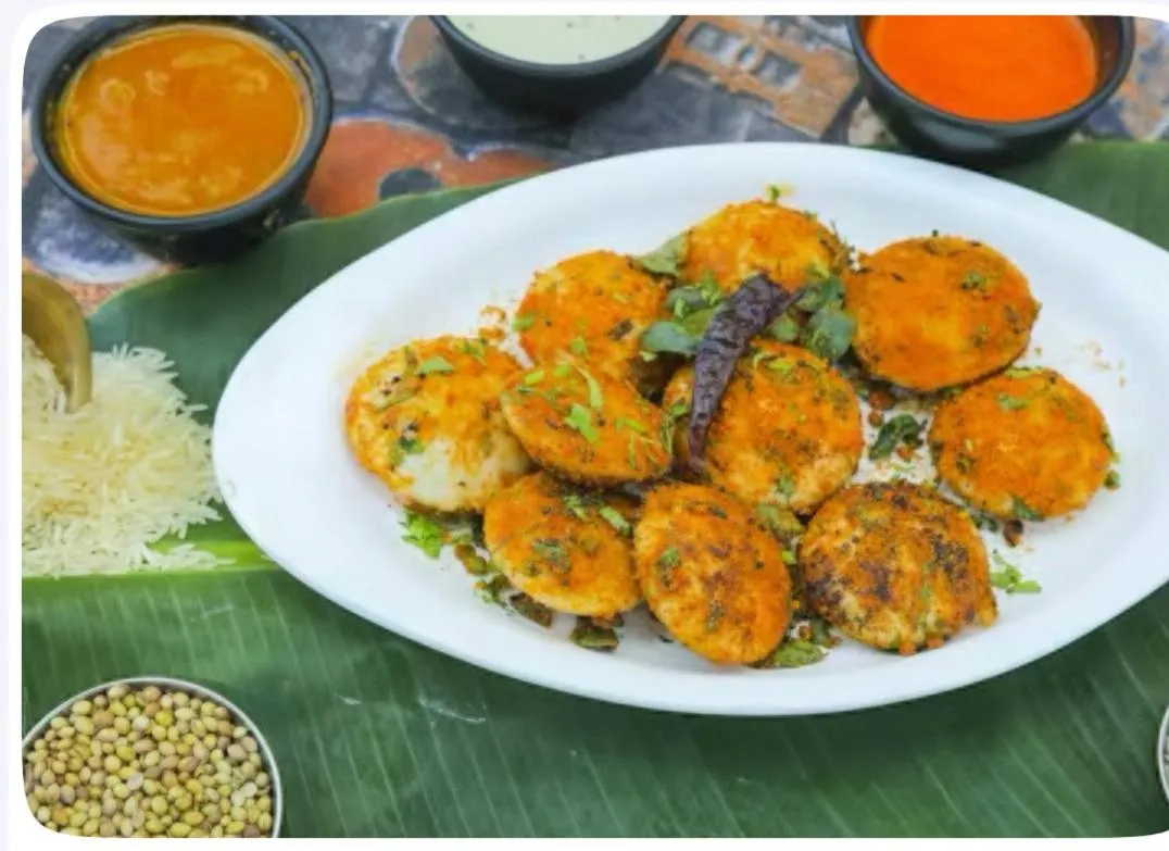 Restaurant/places to eat in Hotel Dosa plaza