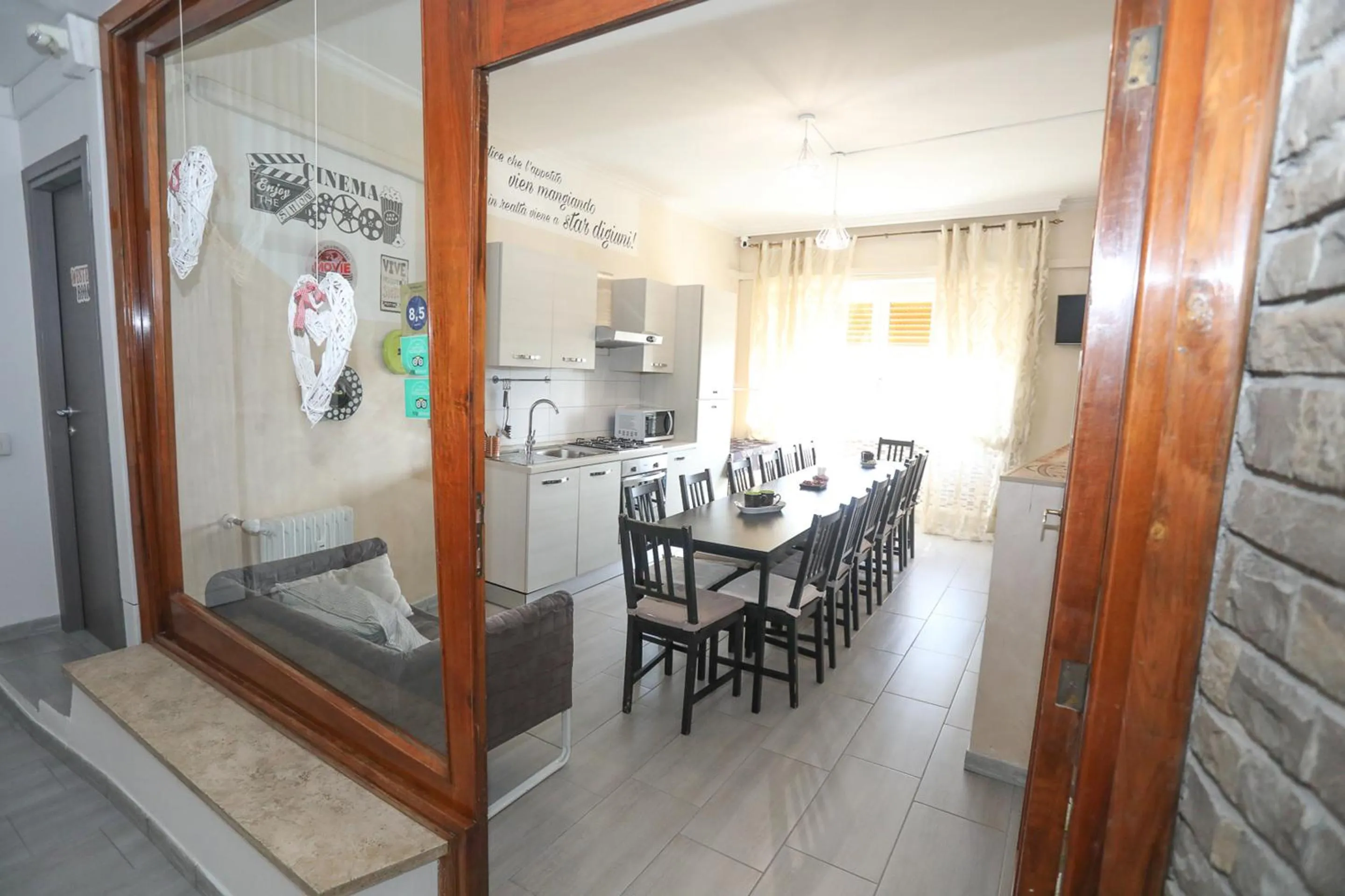 Movie Home Guesthouse