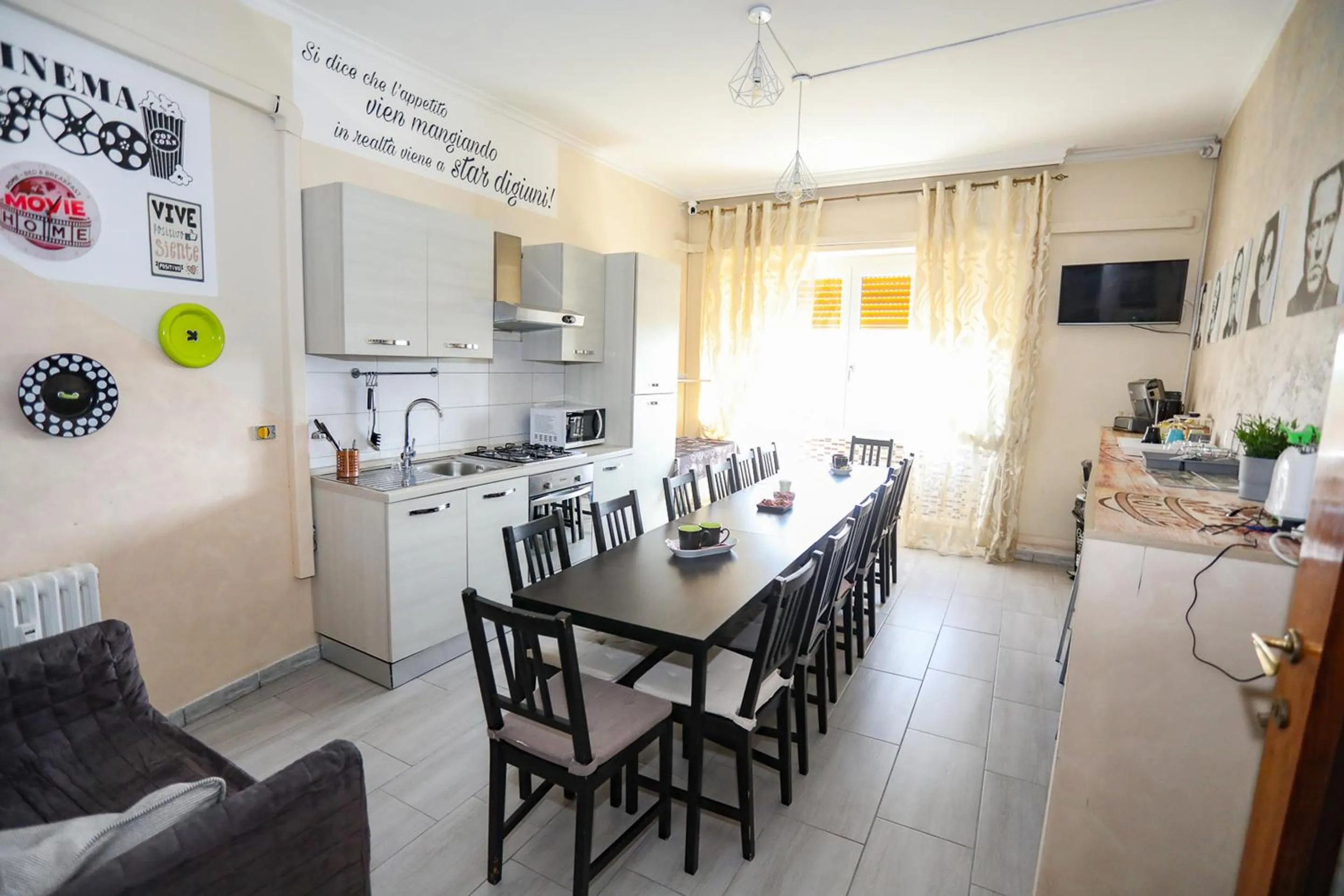 Movie Home Guesthouse