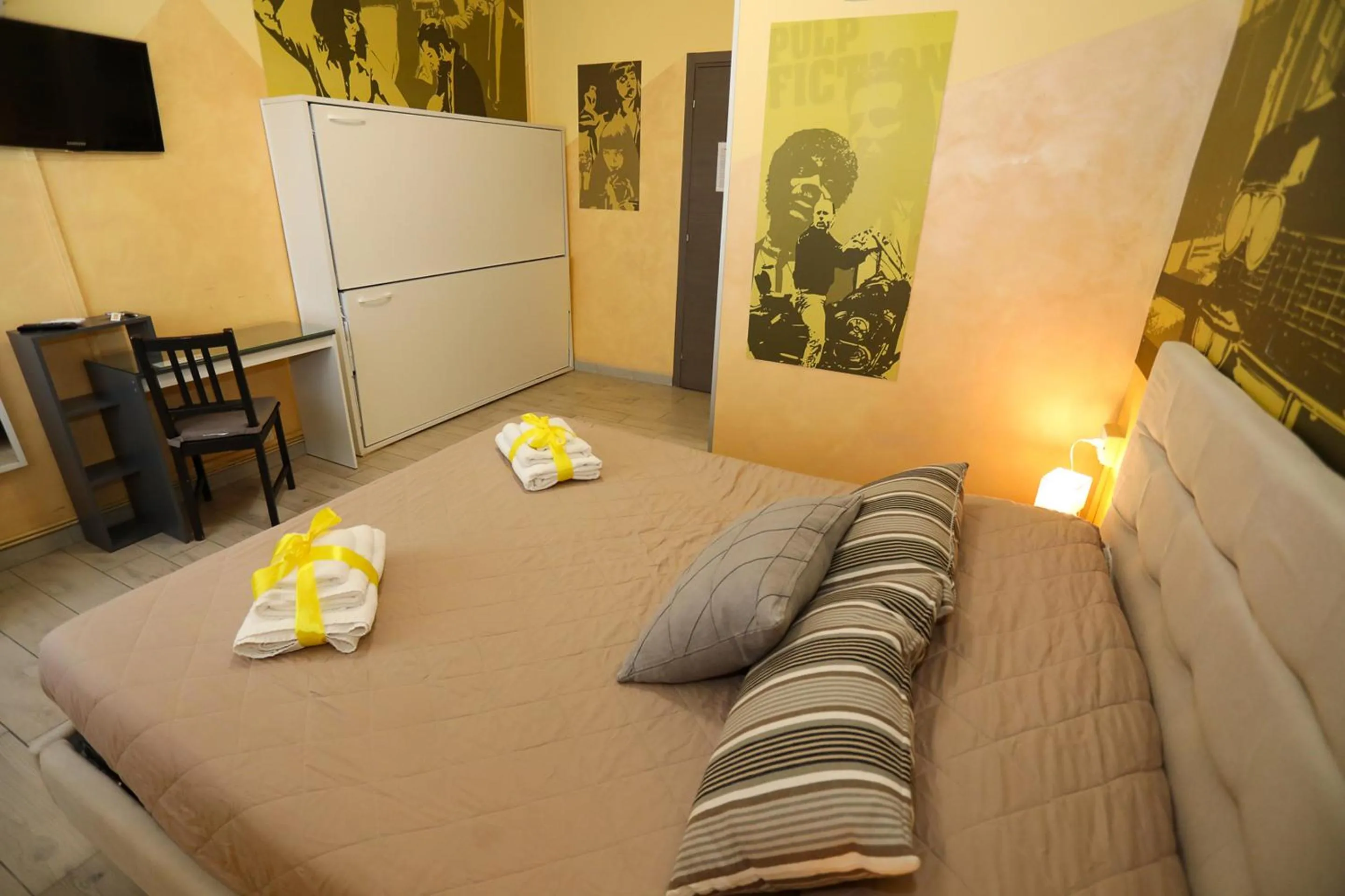 Bed in Movie Home Guesthouse