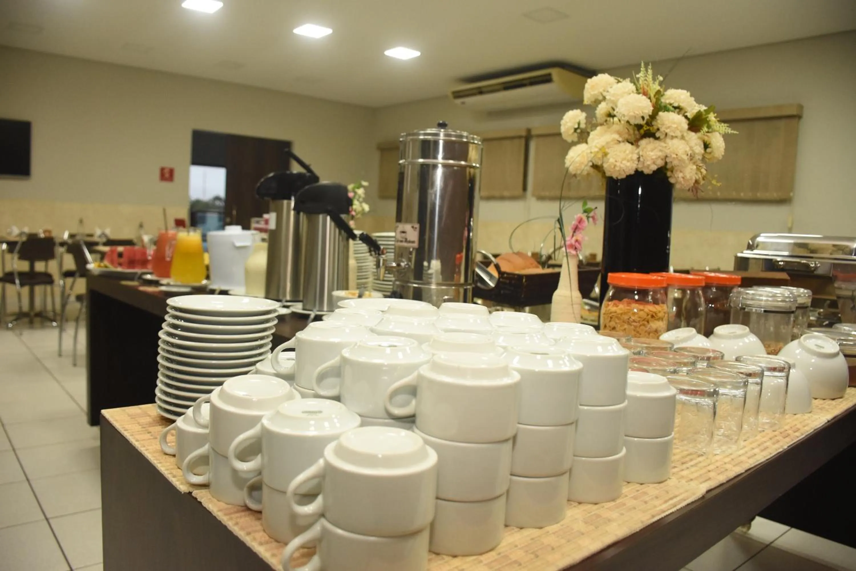 Restaurant/places to eat in Larison Ji-Paraná by - Easy Hotéis