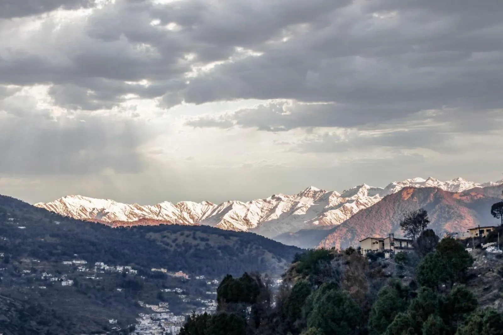 Mountain view in Regenta Resort Madhuganga Ukhimath
