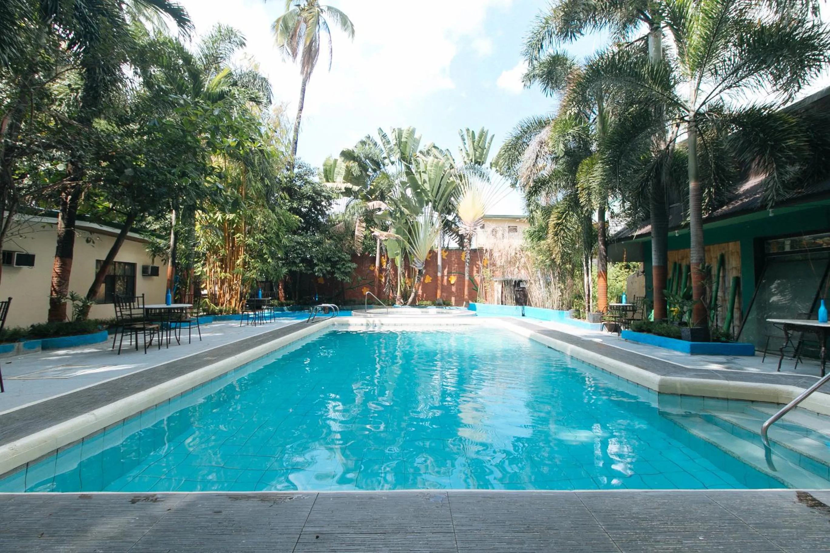 Day in RedDoorz @ The V'Jour Hotel Angeles