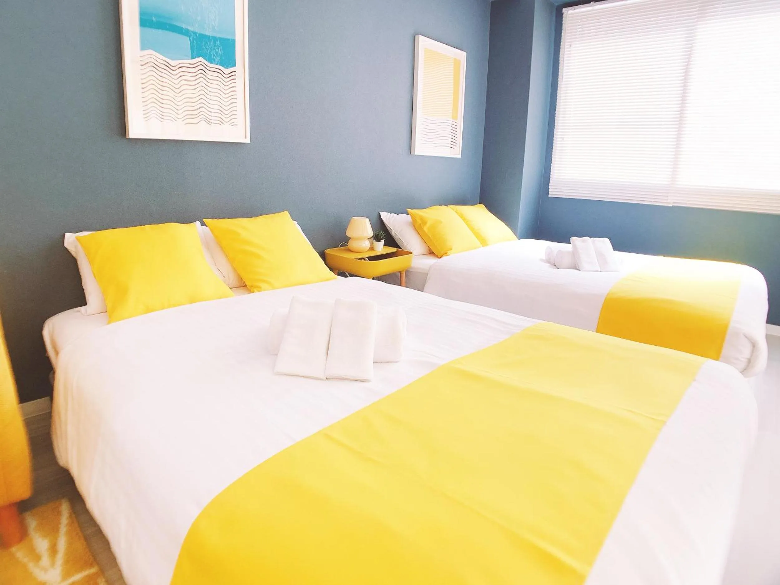 Bed in OUCHI HOTEL Nagarekawa with Dogs