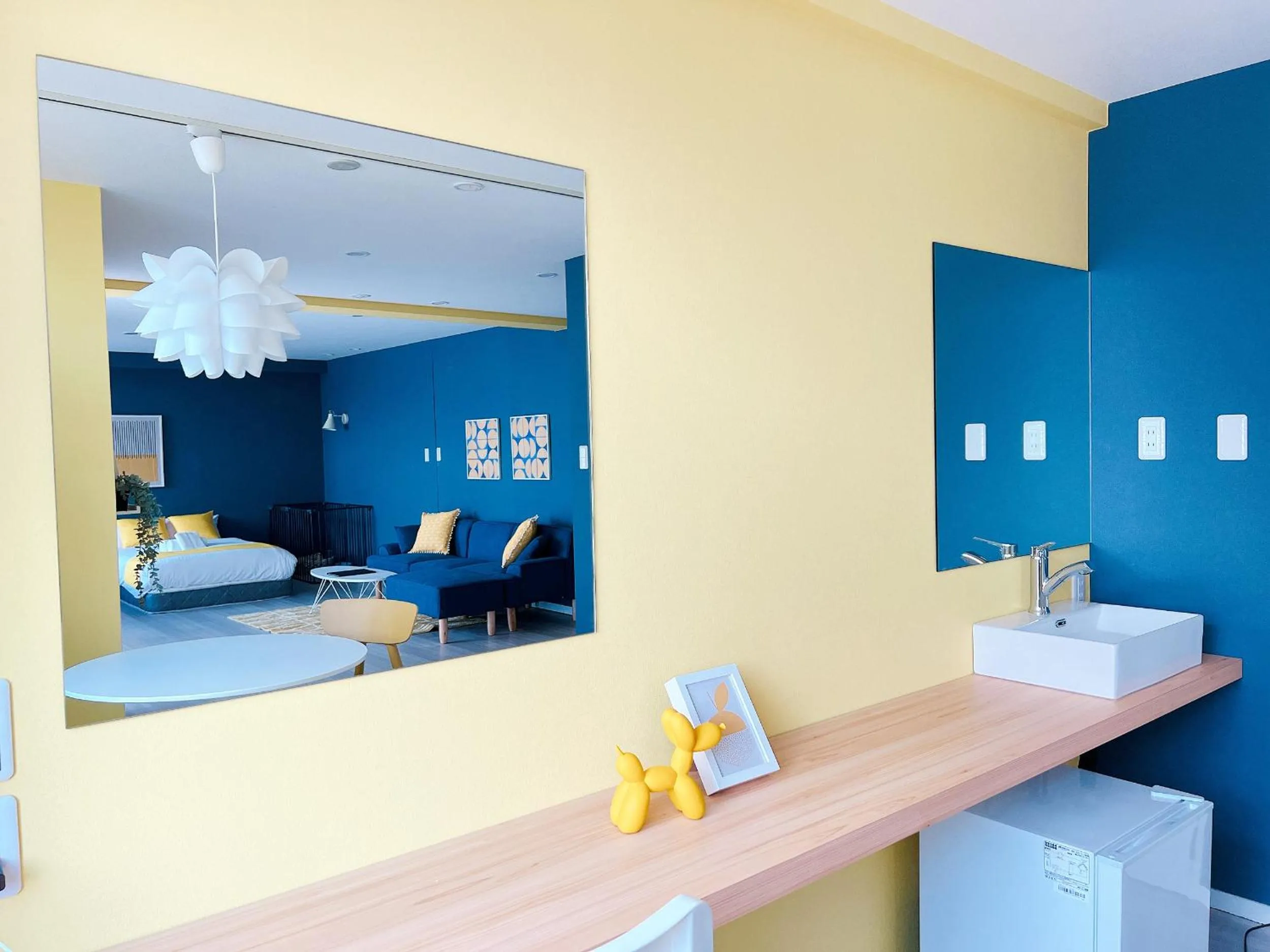 Bed in OUCHI HOTEL Nagarekawa with Dogs