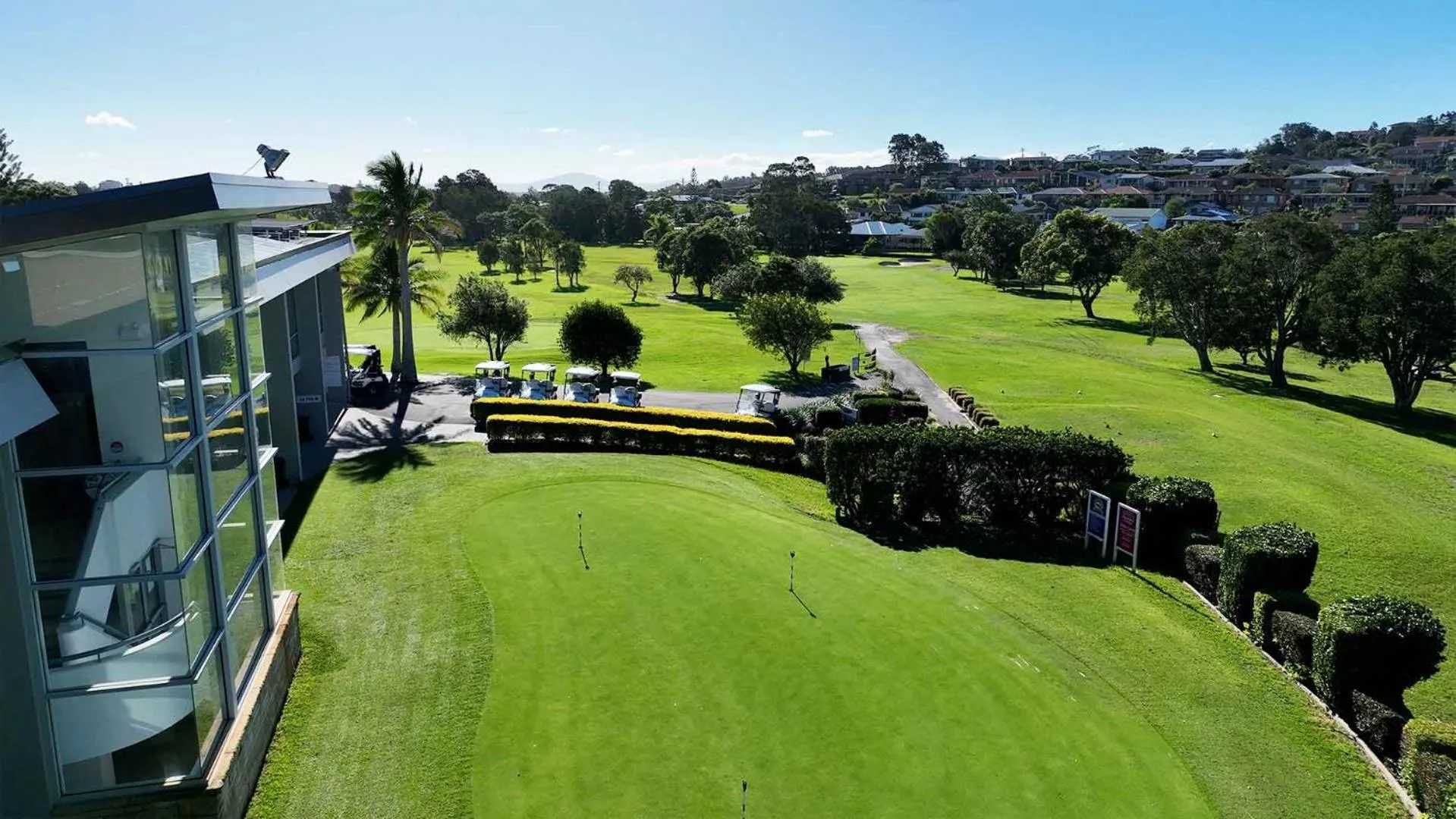 Golfcourse in Bella Villa Motor Inn