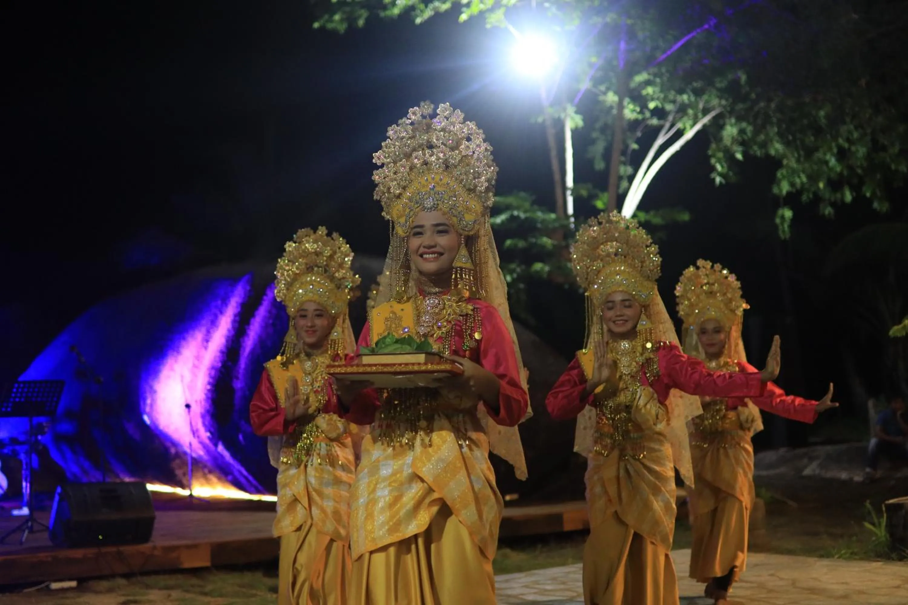 Nearby landmark in Natuna Dive Resort