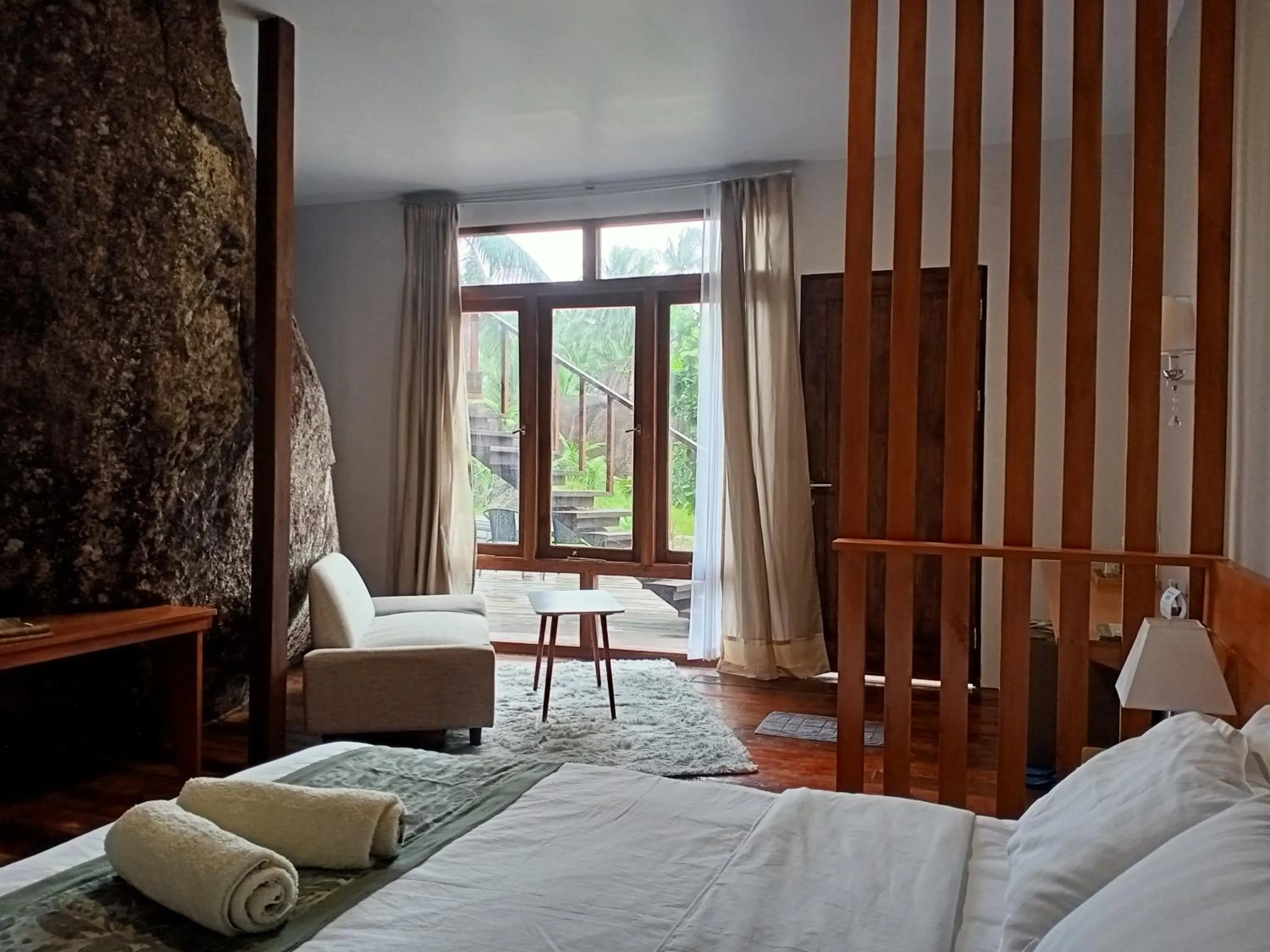 Living room, Bed in Natuna Dive Resort
