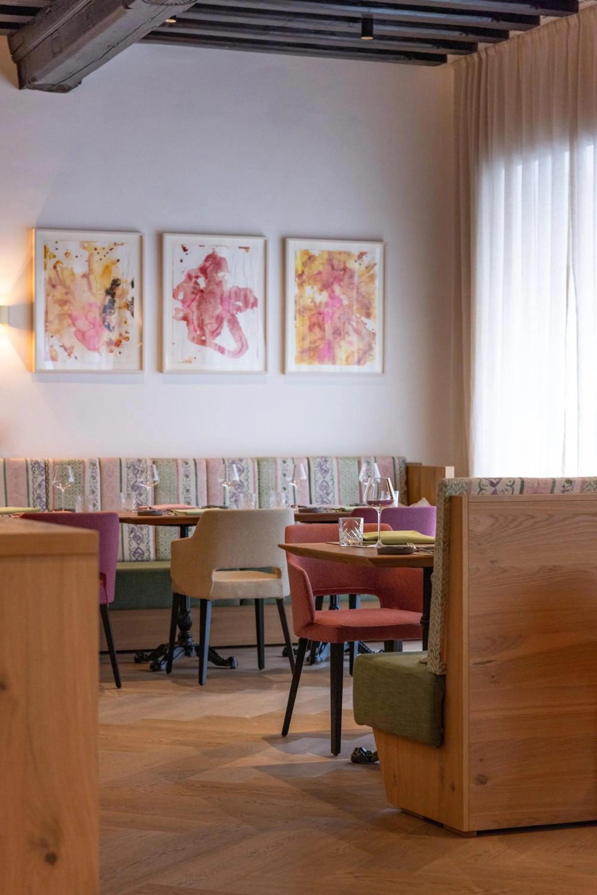 Restaurant/places to eat in Boutiquehotel Zum Goldenen Hirschen