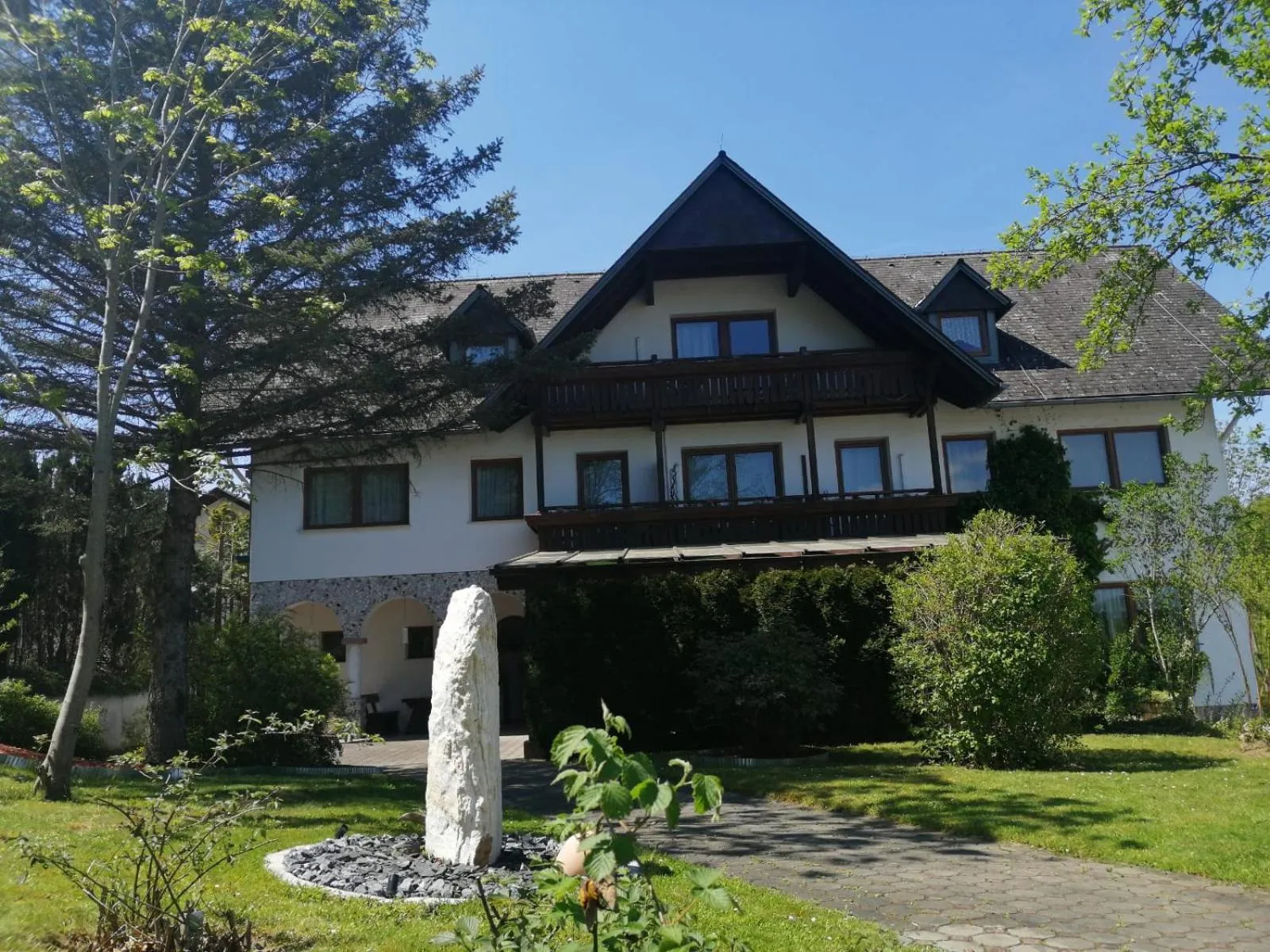 Property building in Pension Arkadenhof