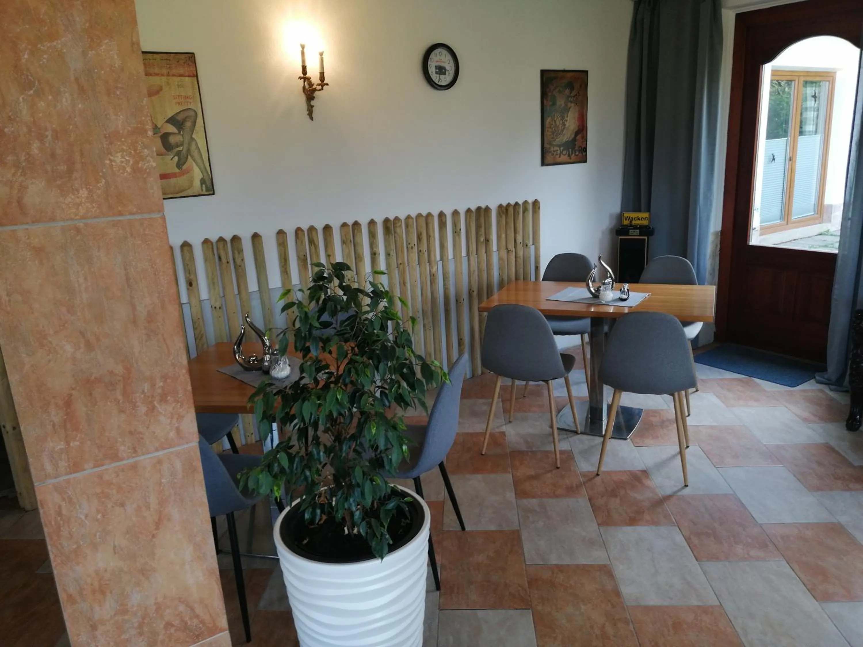 Breakfast in Pension Arkadenhof