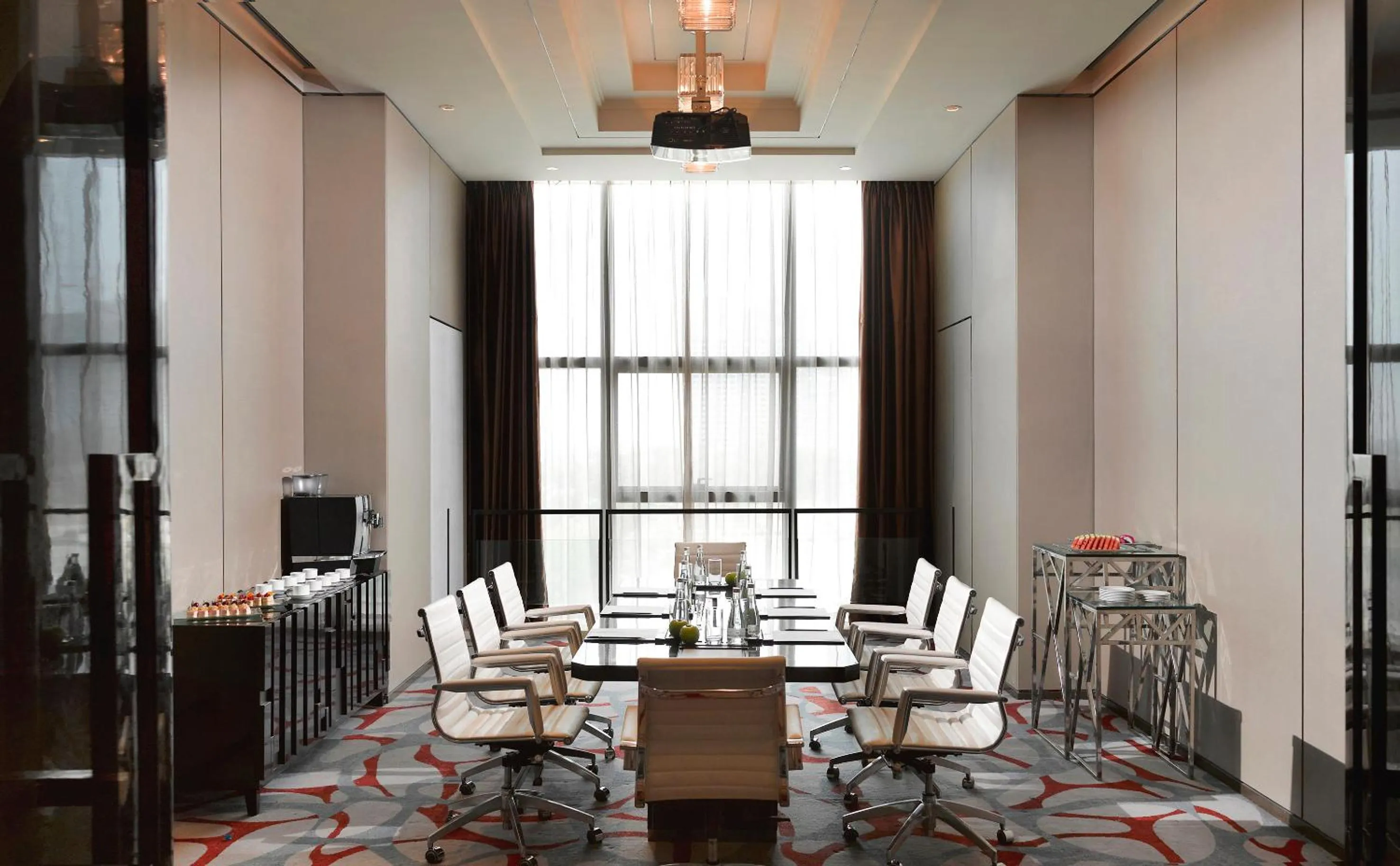 Business facilities in Melia Jinan
