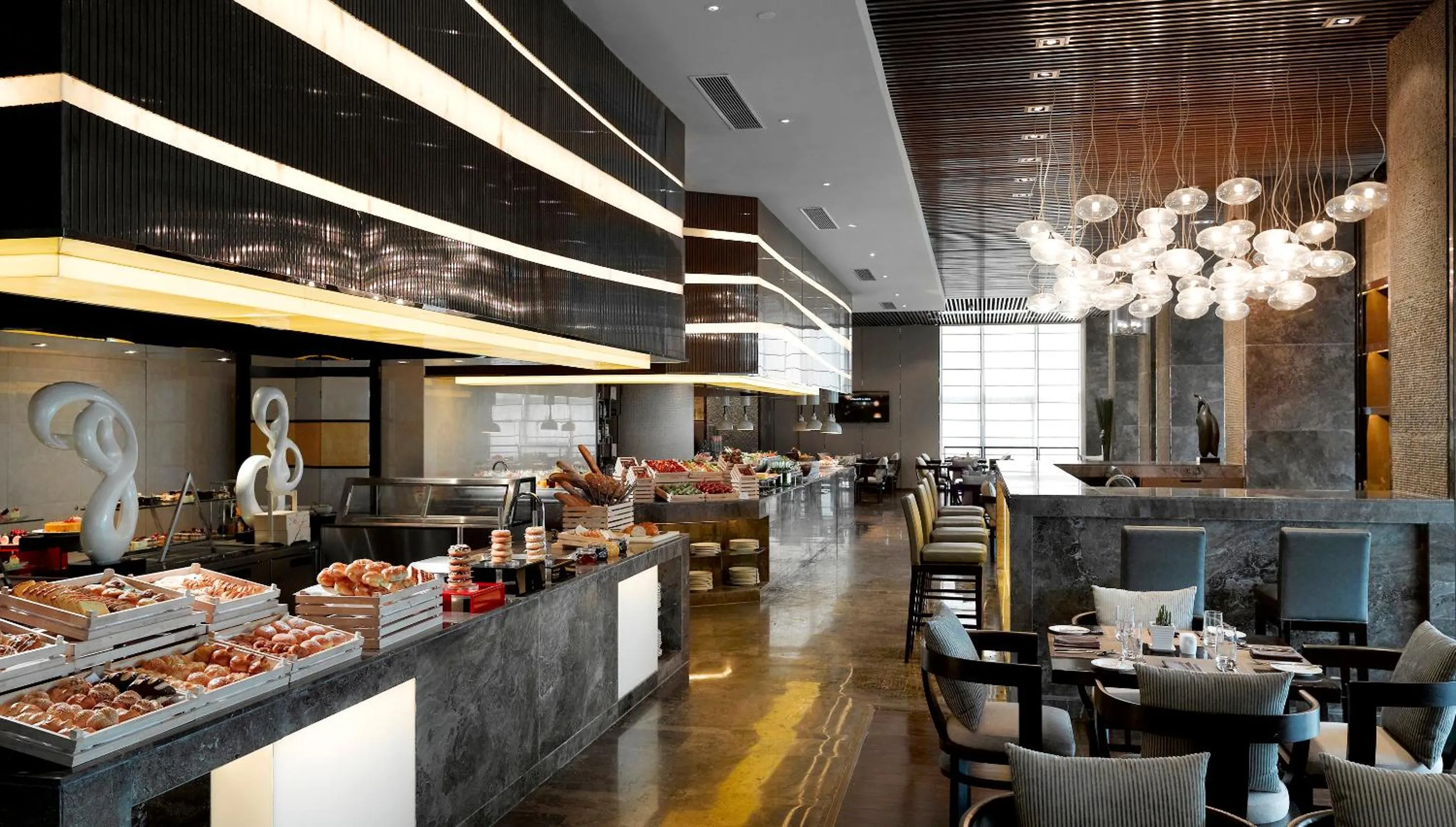 Restaurant/places to eat in Melia Jinan