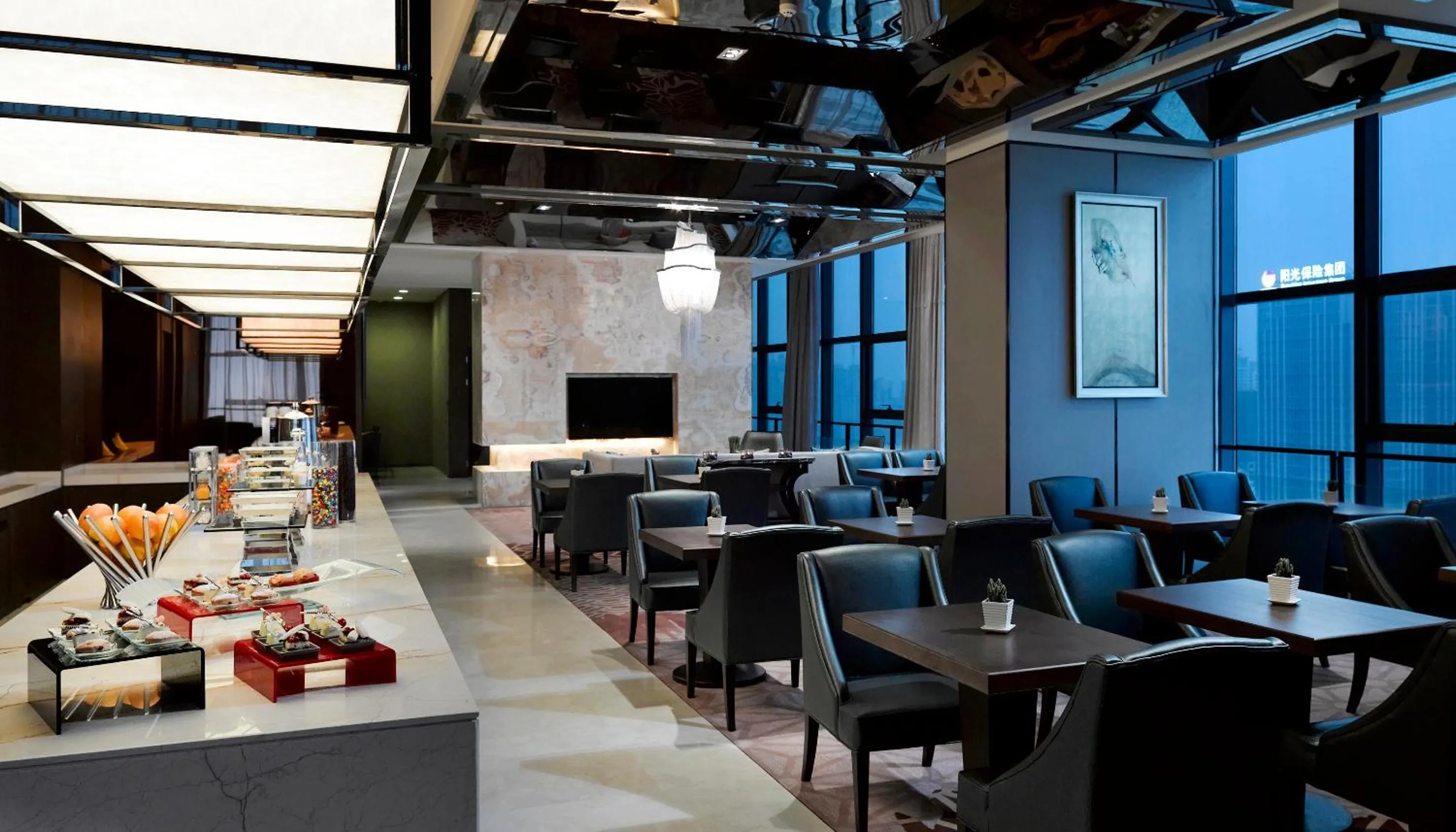 Restaurant/places to eat in Melia Jinan