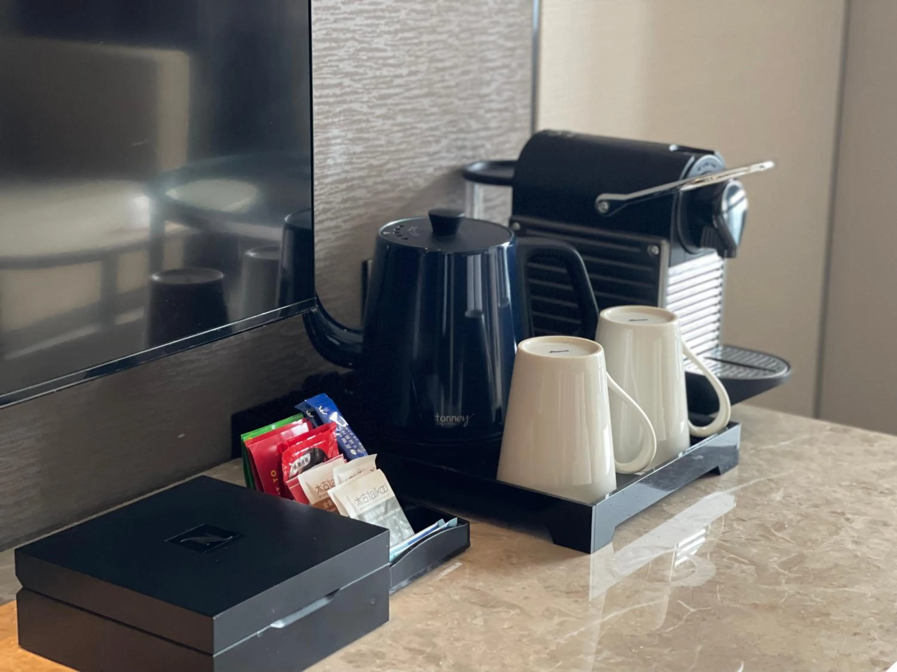 Coffee/tea facilities in Melia Jinan