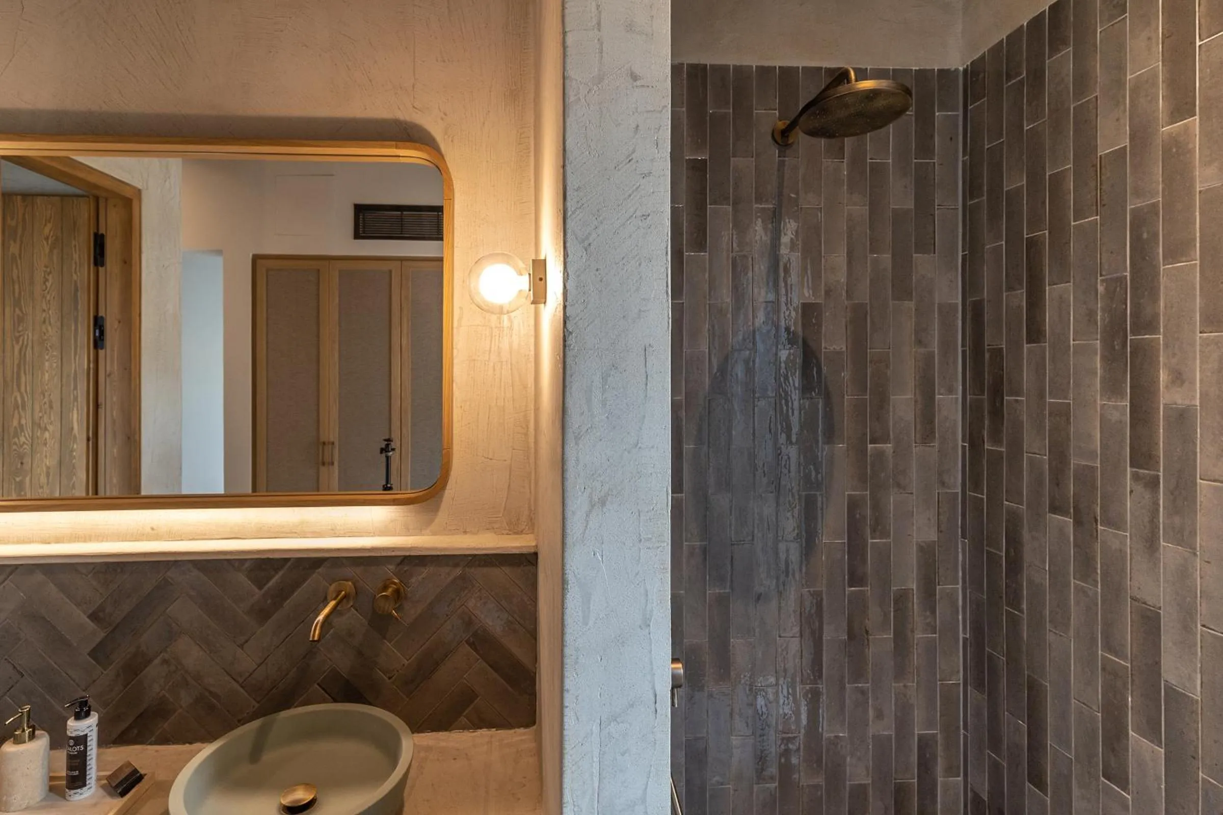 Bathroom in Eliamos Villas Hotel & Spa