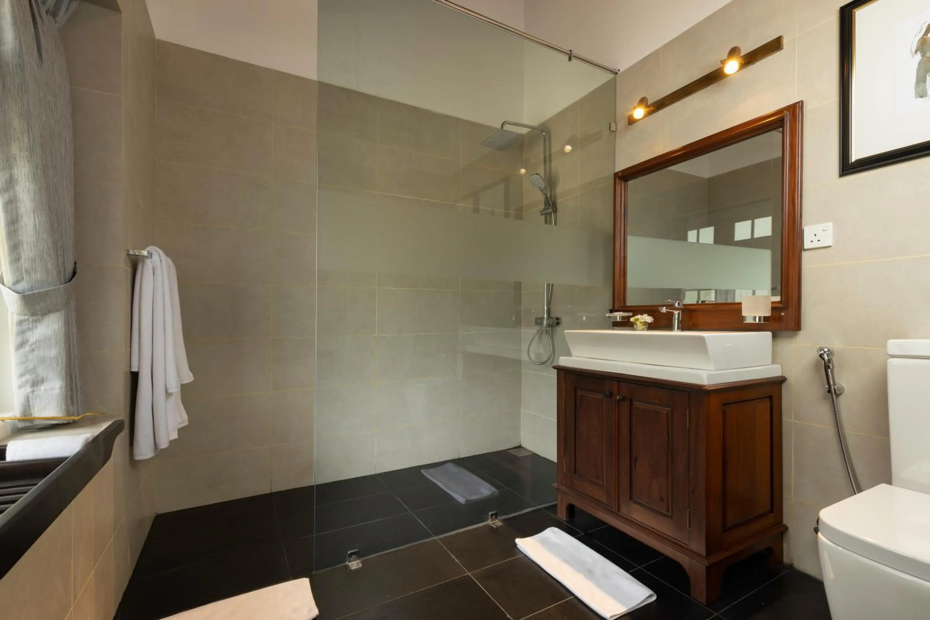 Bathroom in The Lavender House by Reveal