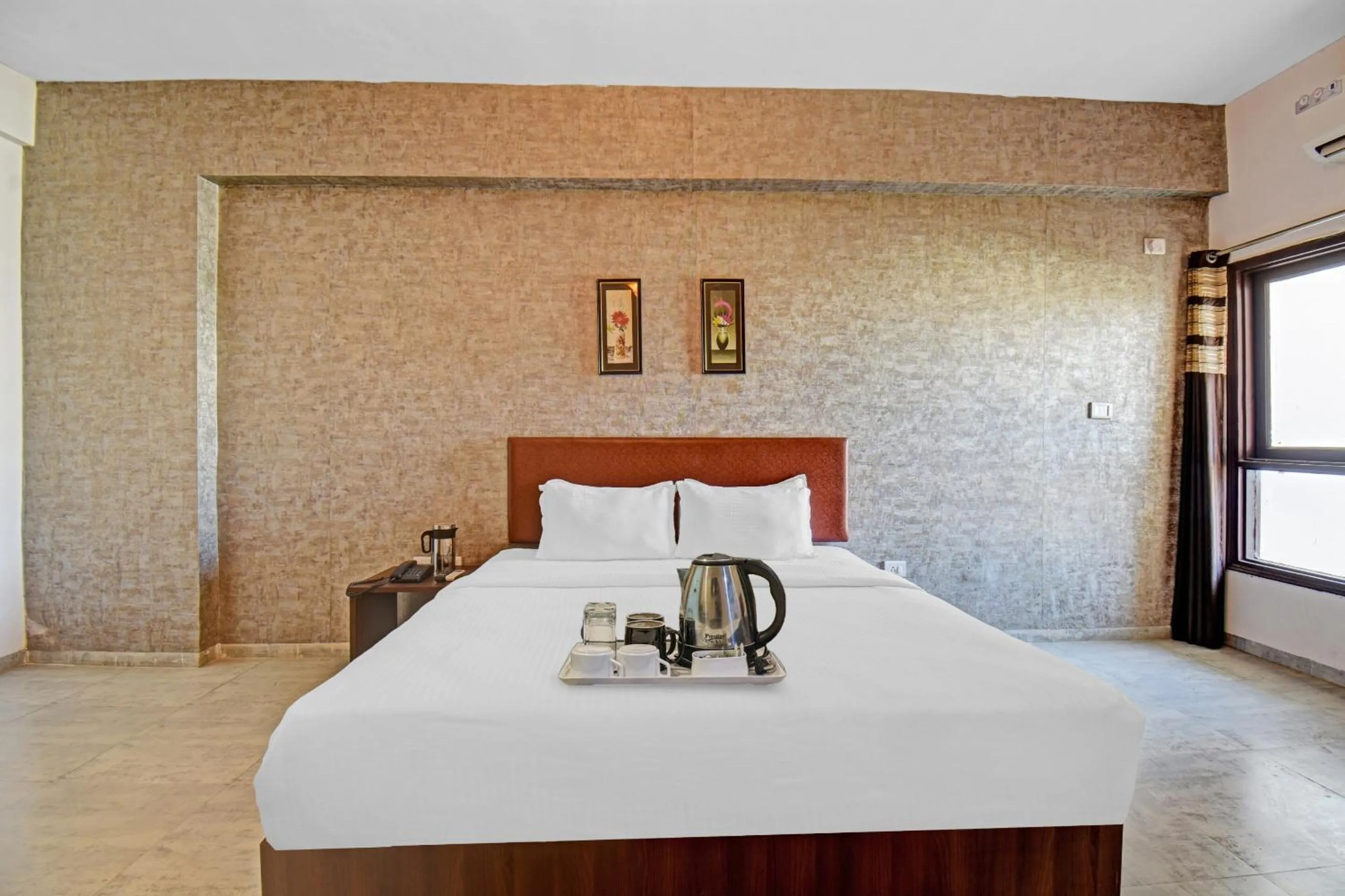 Lobby or reception, Bed in Townhouse Classio Suites