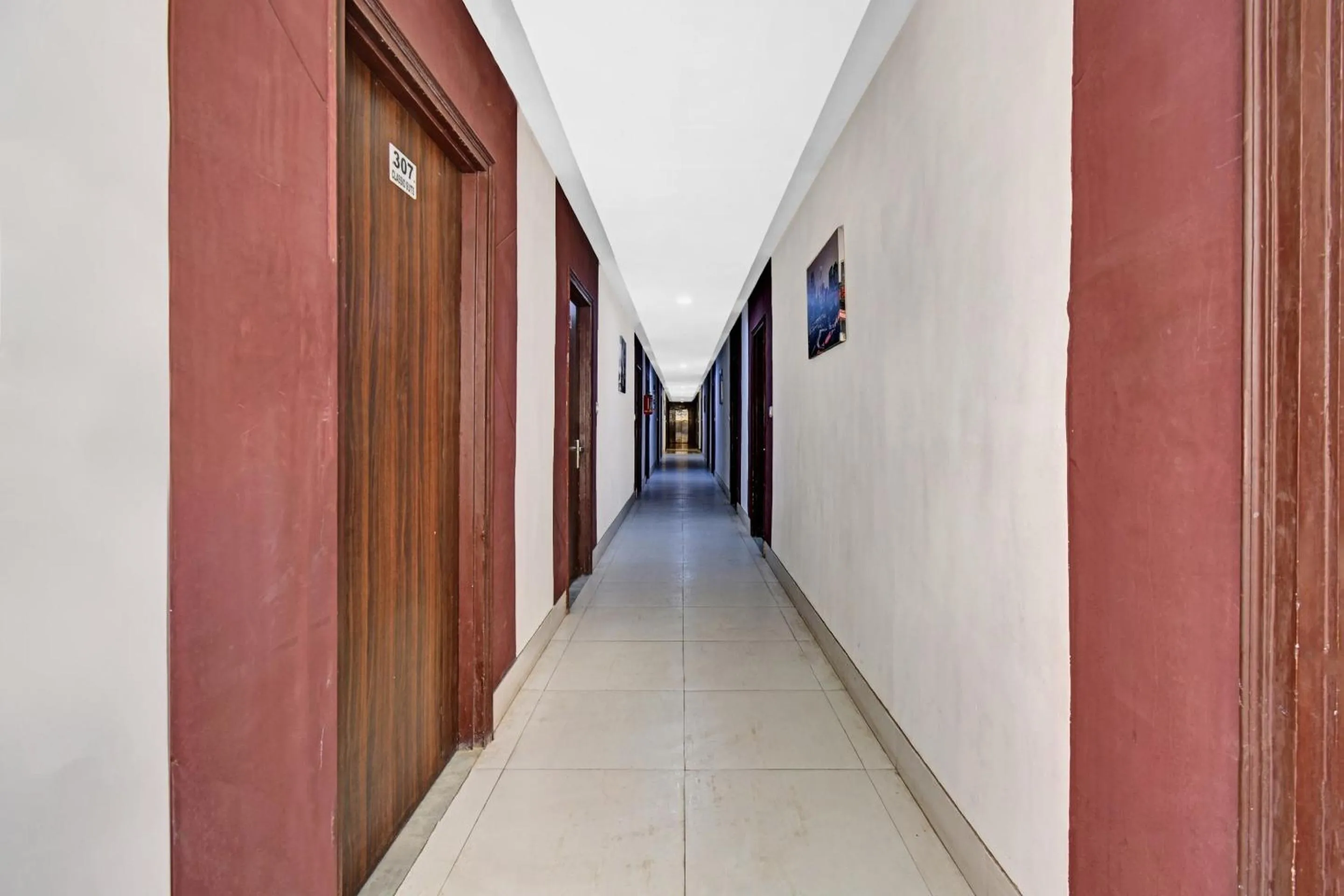 Lobby or reception in Townhouse Classio Suites