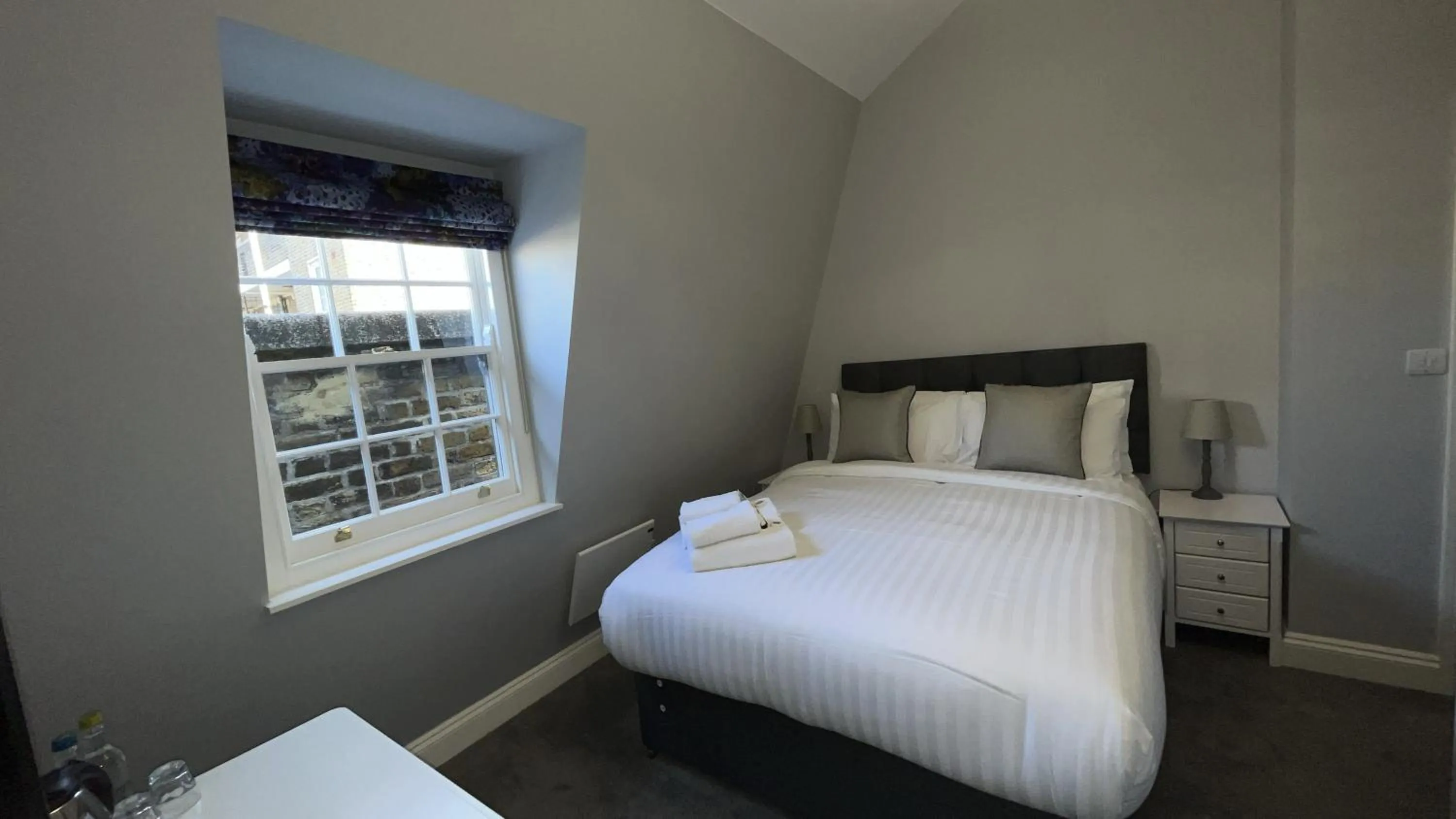 TV and multimedia, Bed in Dockers Inn