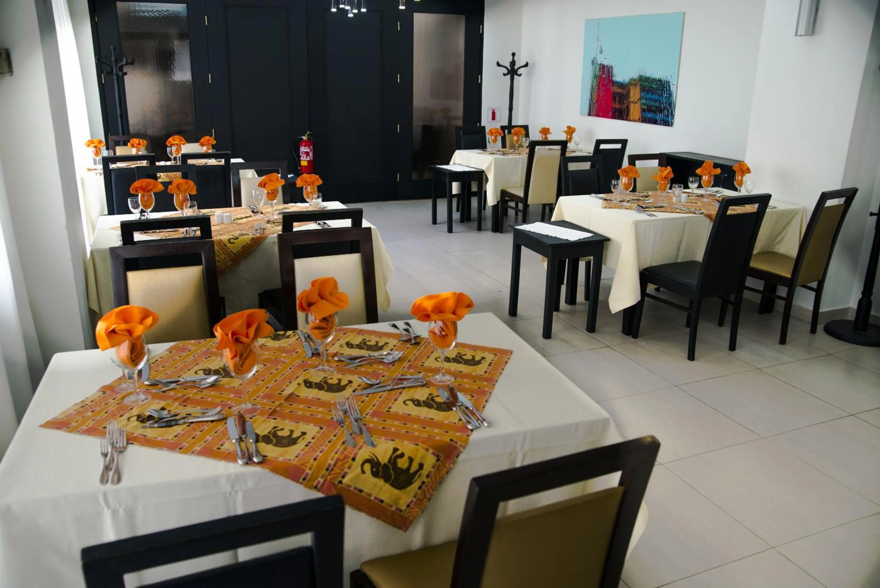 Restaurant/places to eat in Hotel Continental Luanda