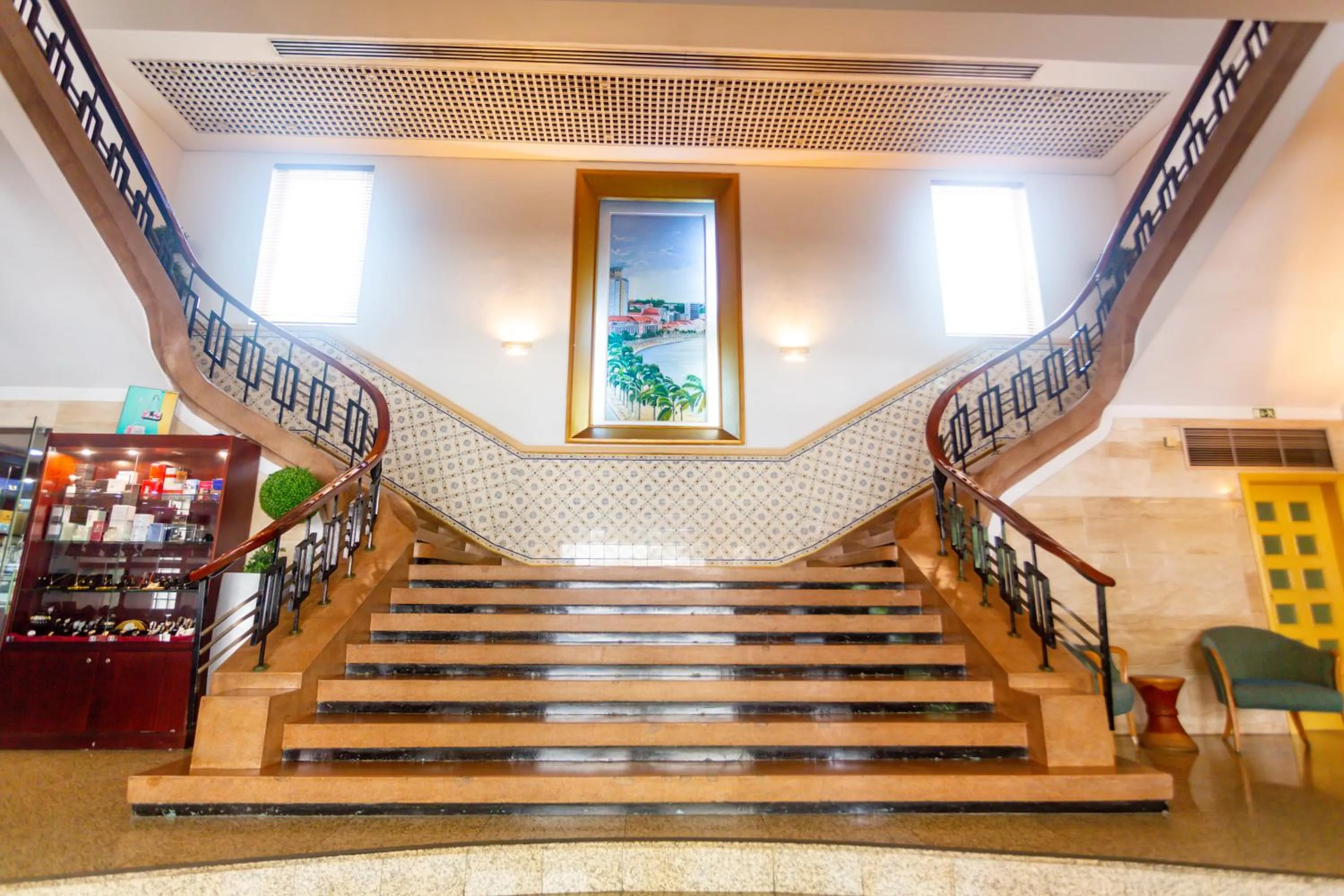 Lobby or reception in Hotel Continental Luanda