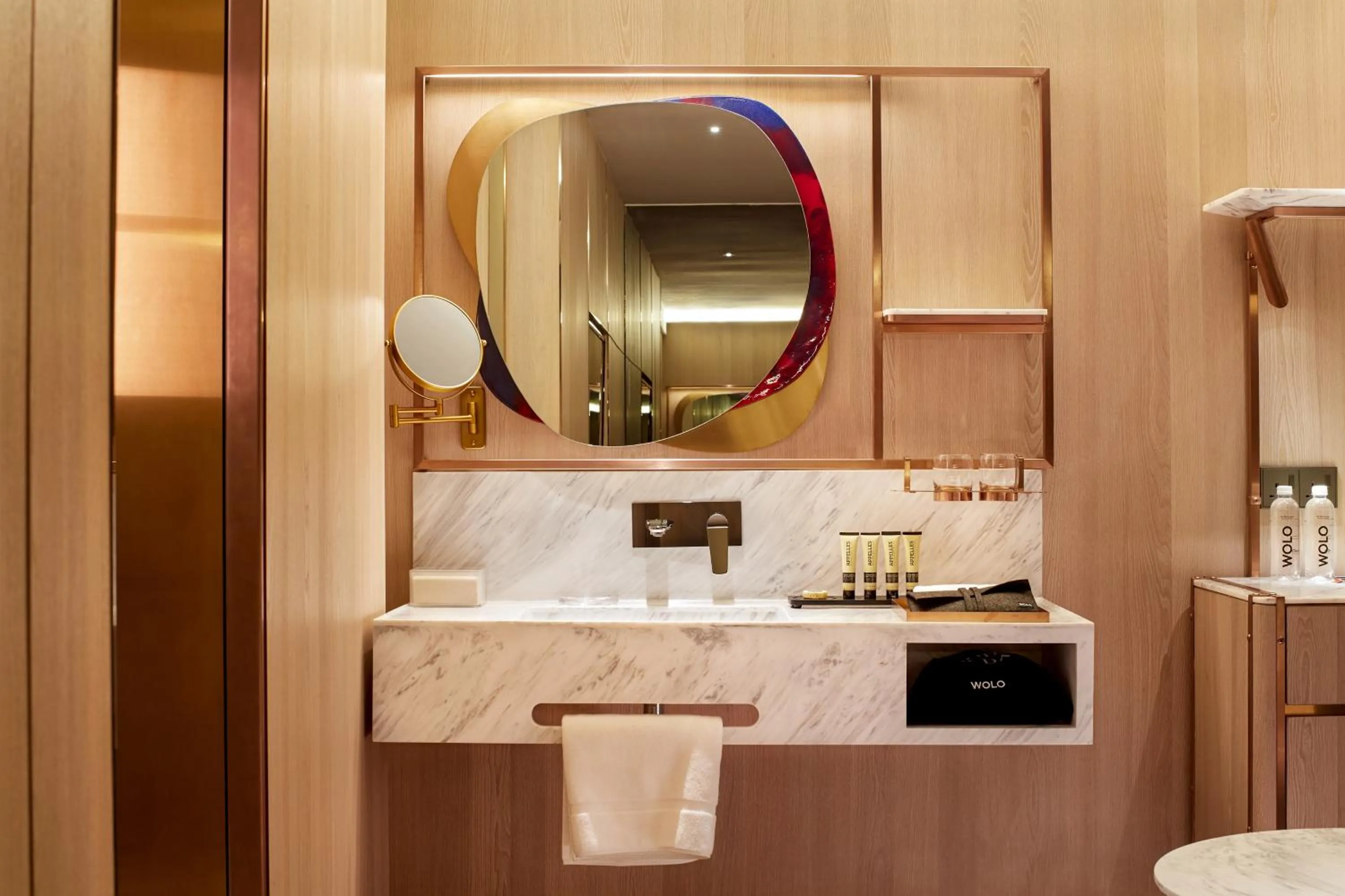 Area and facilities in WOLO Kuala Lumpur