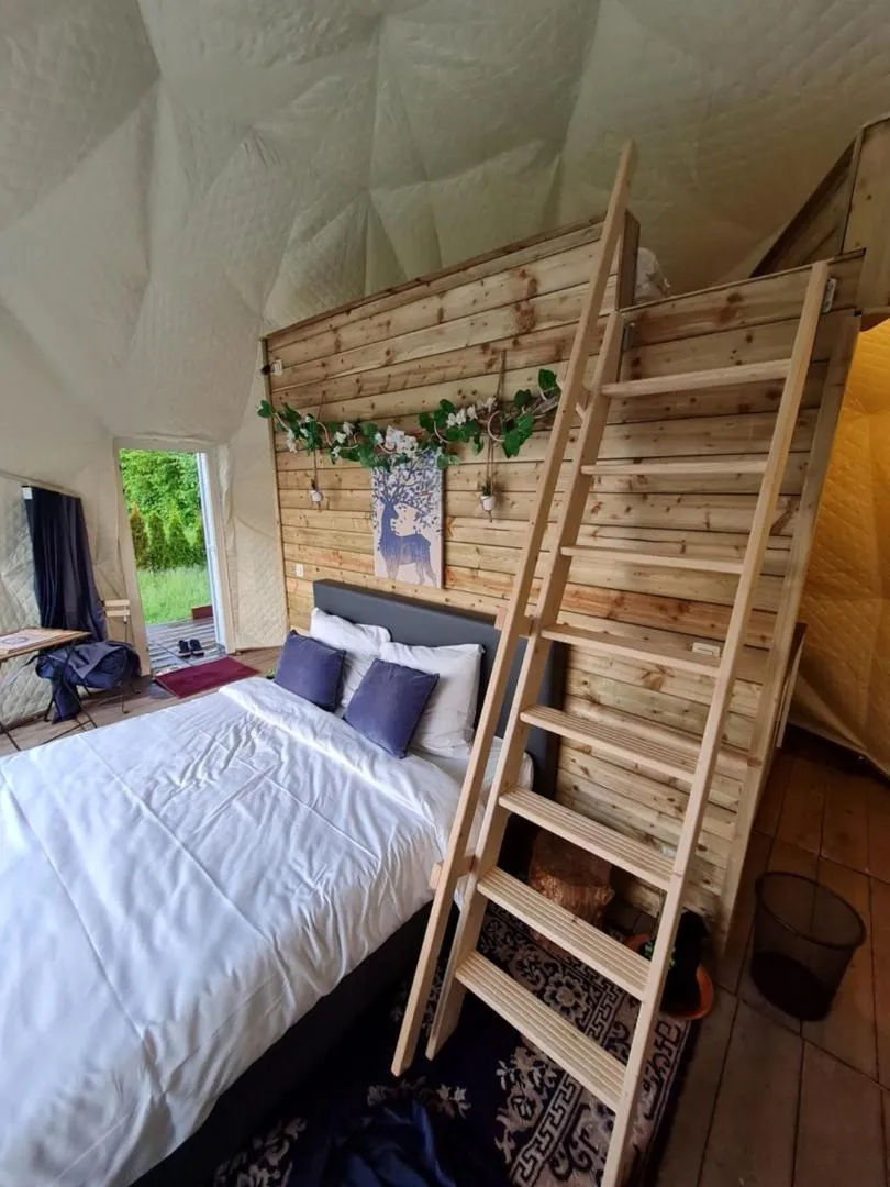 Bed in Parkhoeve Glamping