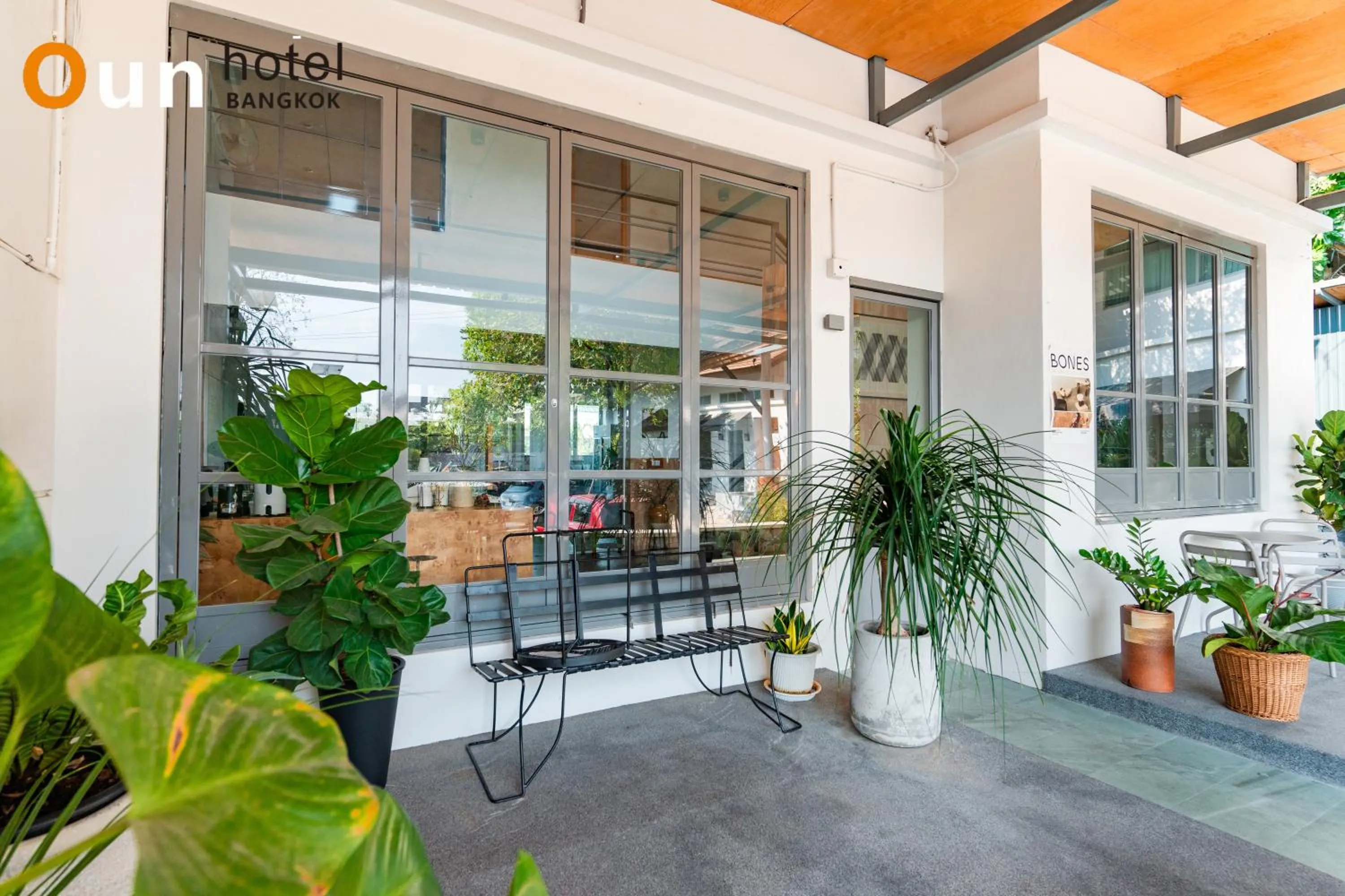 Facade/entrance in Oun Hotel Bangkok