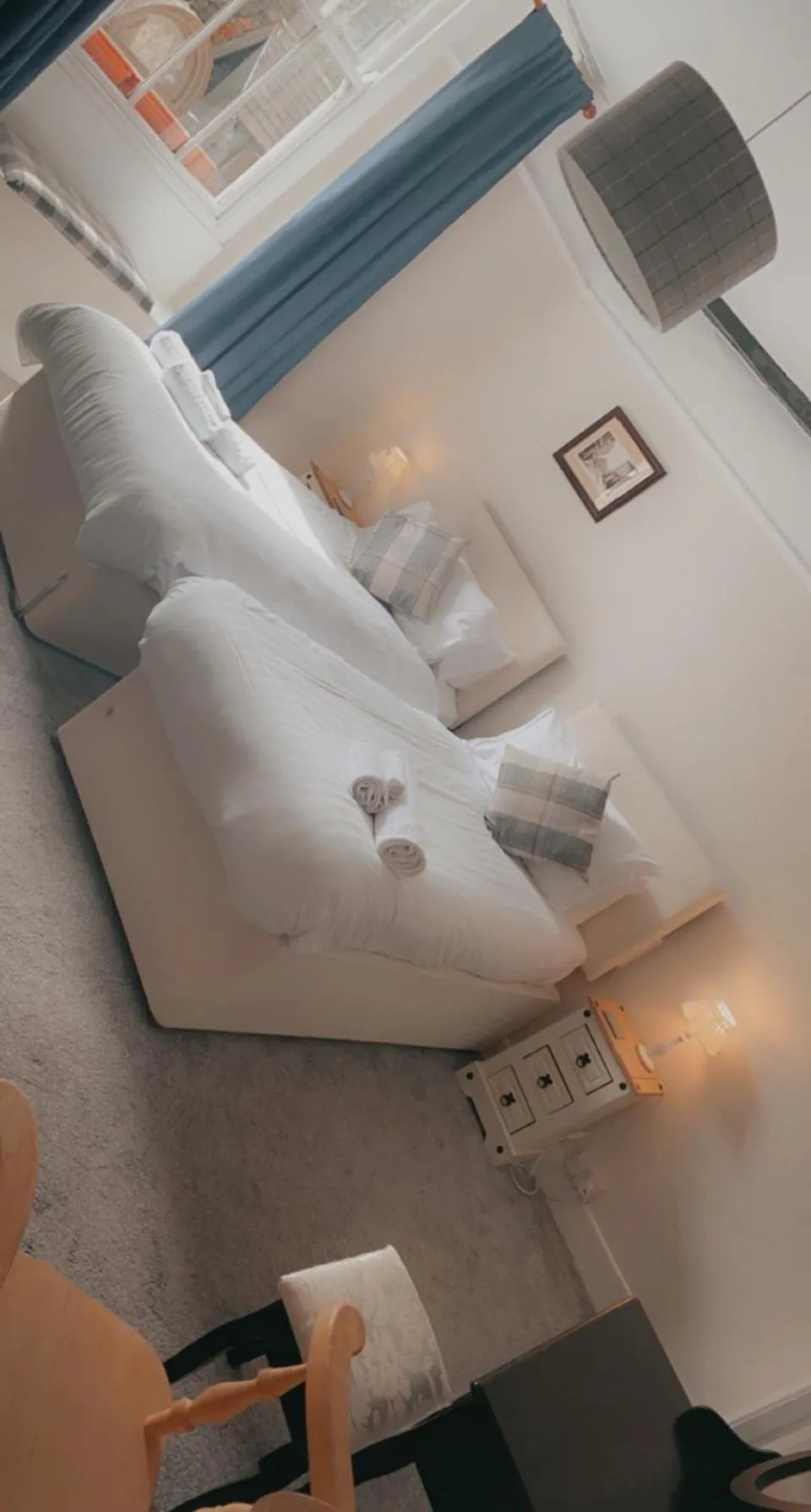 Bedroom in The Red Lion