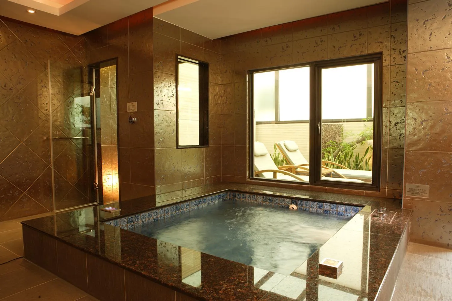 Bathroom in Merryseasons