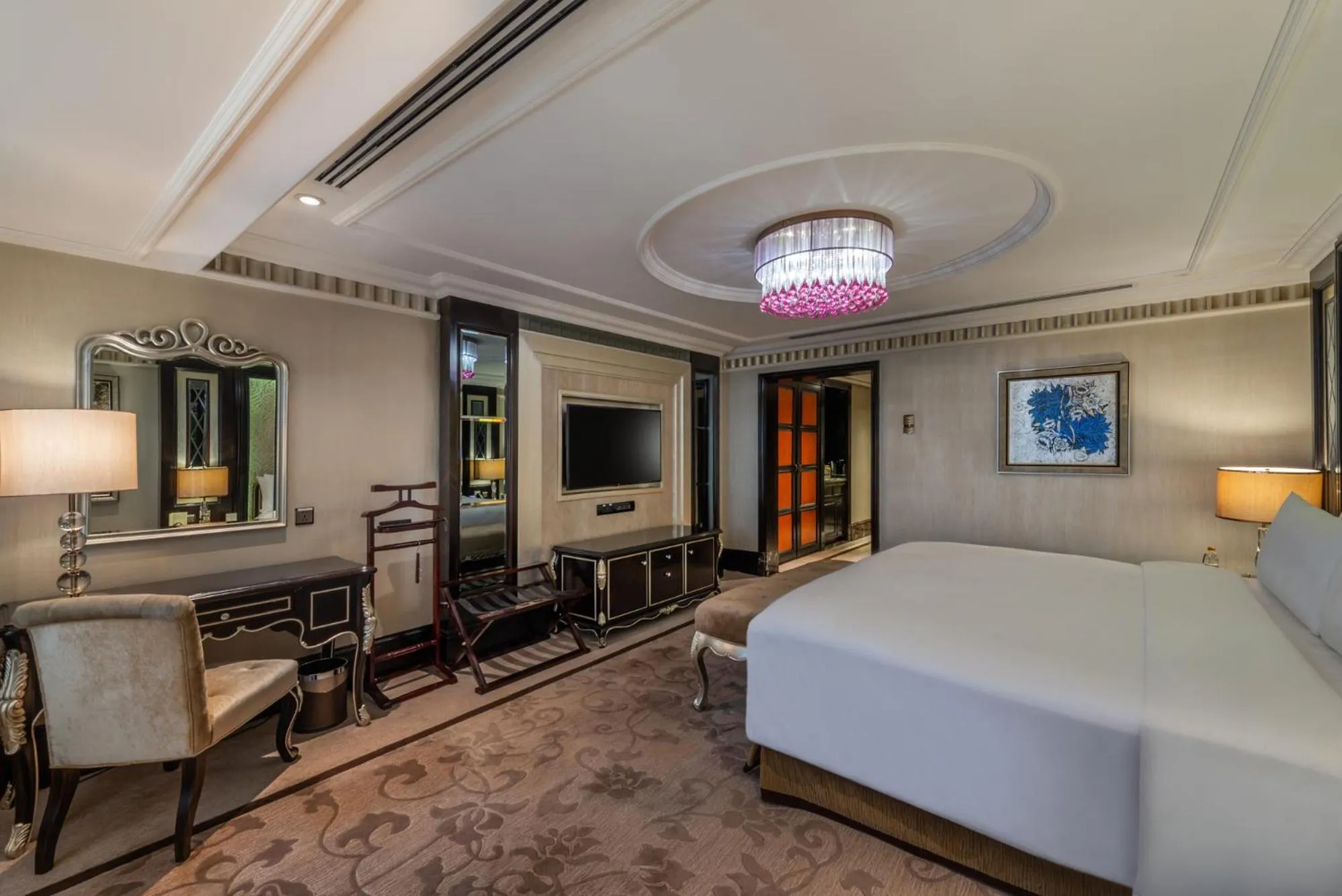 Bed in Narcissus Riyadh Hotel & Spa