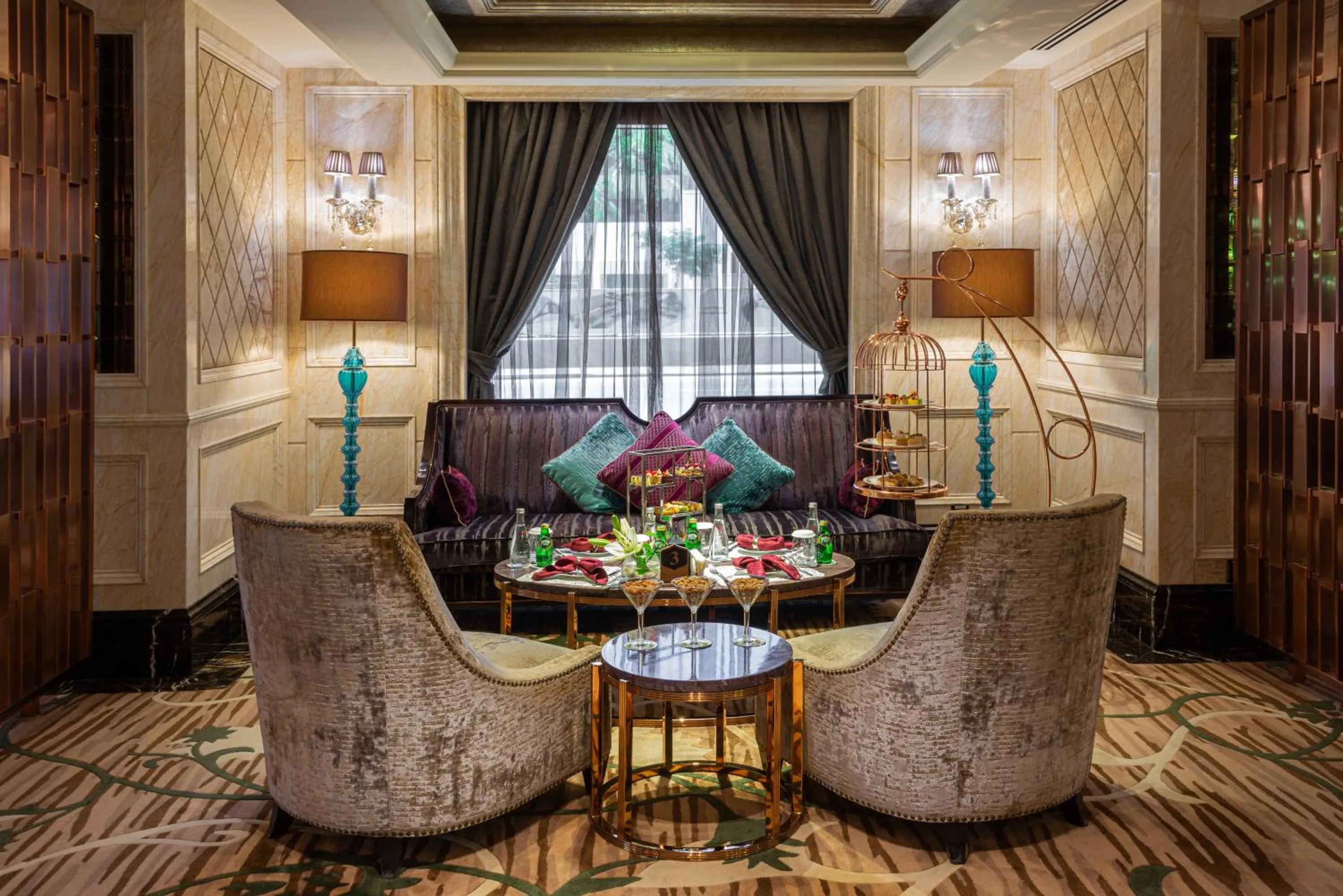 Lounge or bar in Narcissus Riyadh Hotel & Spa